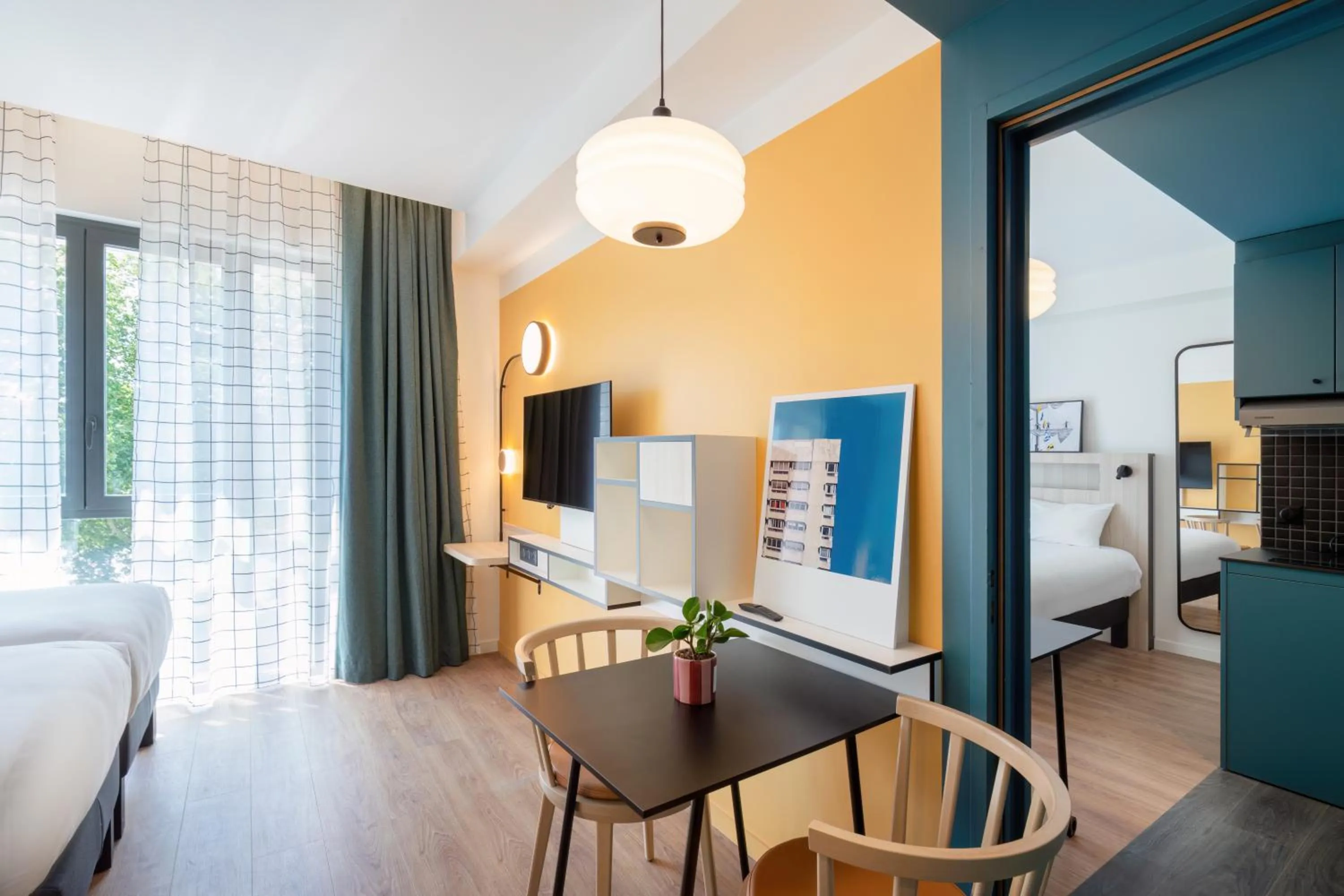 Bed in Aparthotel Adagio Access Rouen Centre Cathédrale