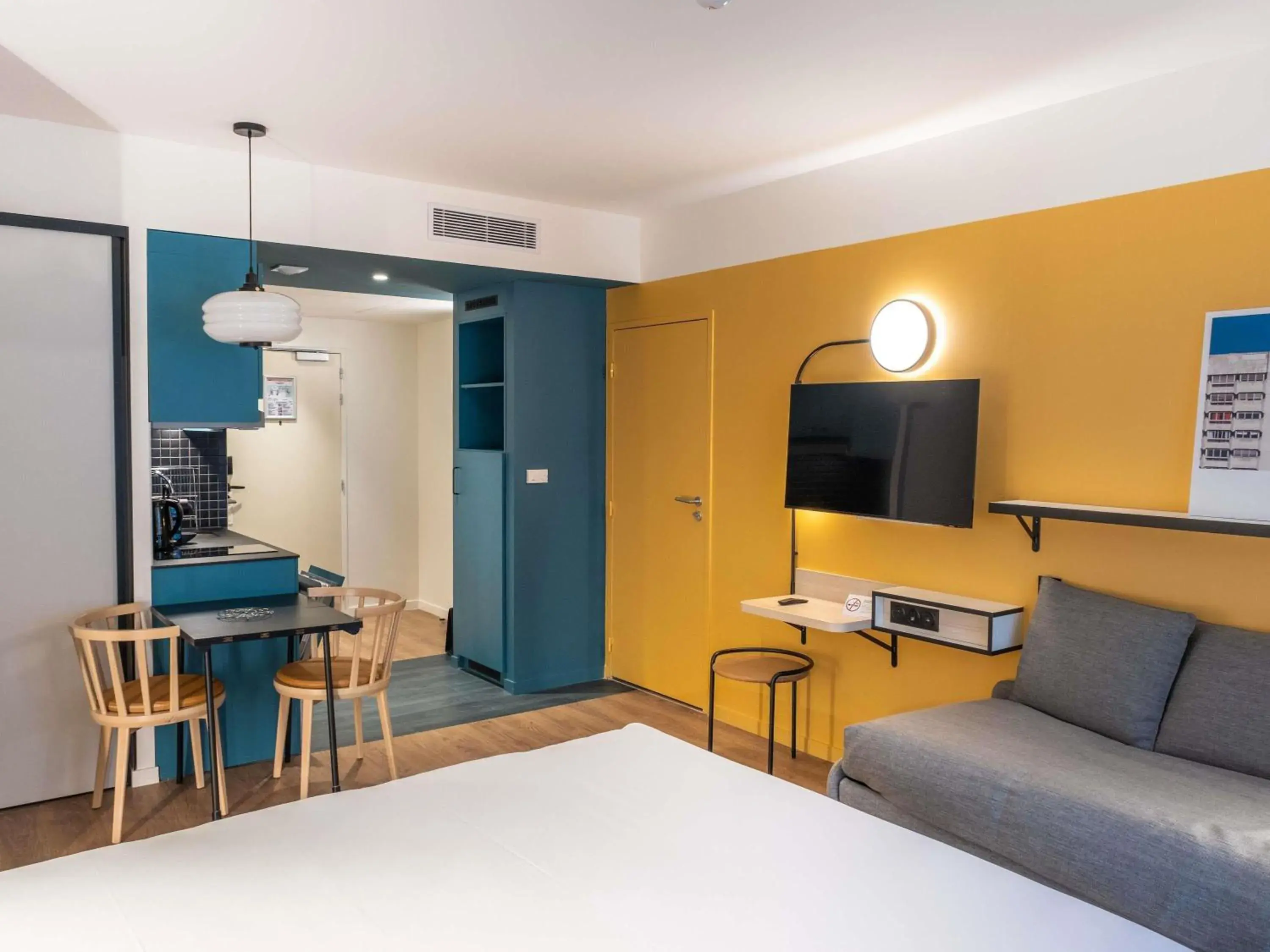 Bedroom, Bed in Aparthotel Adagio Access Rouen Centre Cathédrale Bedroom, Bed in Aparthotel Adagio Access Rouen Centre Cathédrale