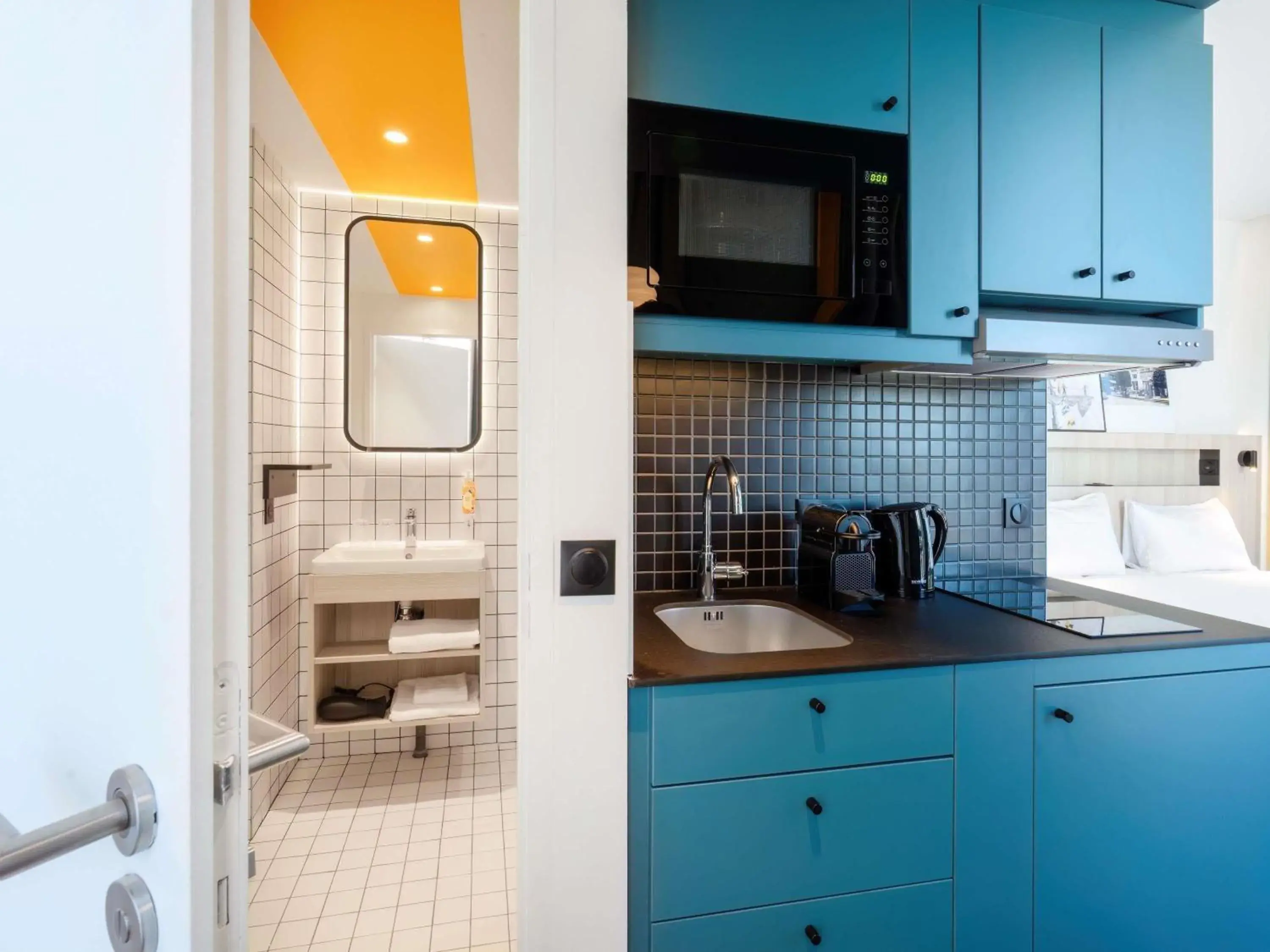 Bedroom in Aparthotel Adagio Access Rouen Centre Cathédrale Bedroom in Aparthotel Adagio Access Rouen Centre Cathédrale