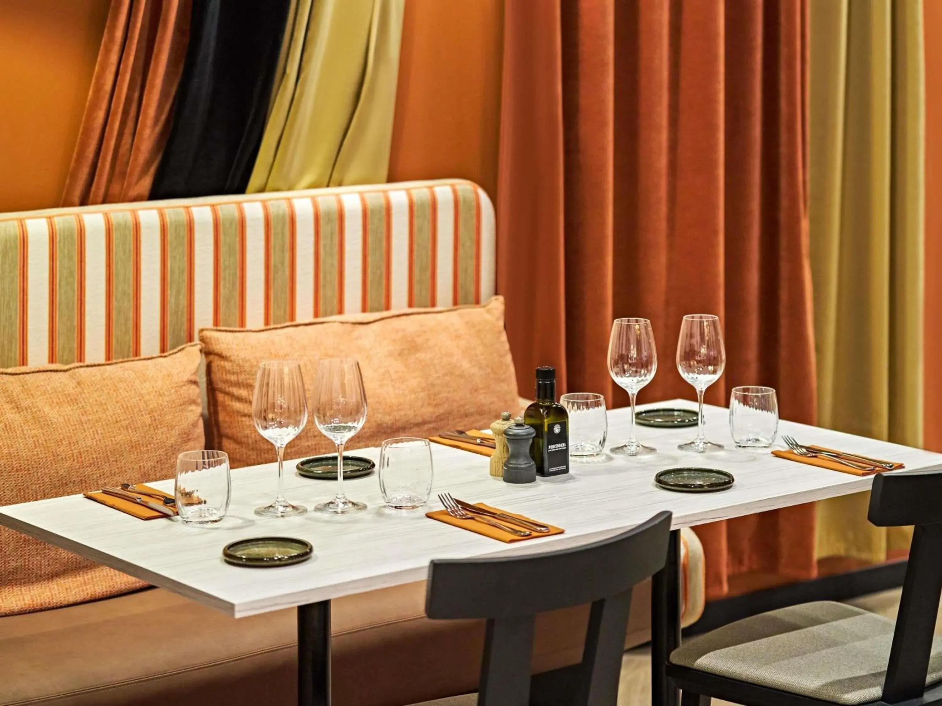 Restaurant/places to eat in Aparthotel Adagio Access Rouen Centre Cathédrale Restaurant/places to eat in Aparthotel Adagio Access Rouen Centre Cathédrale