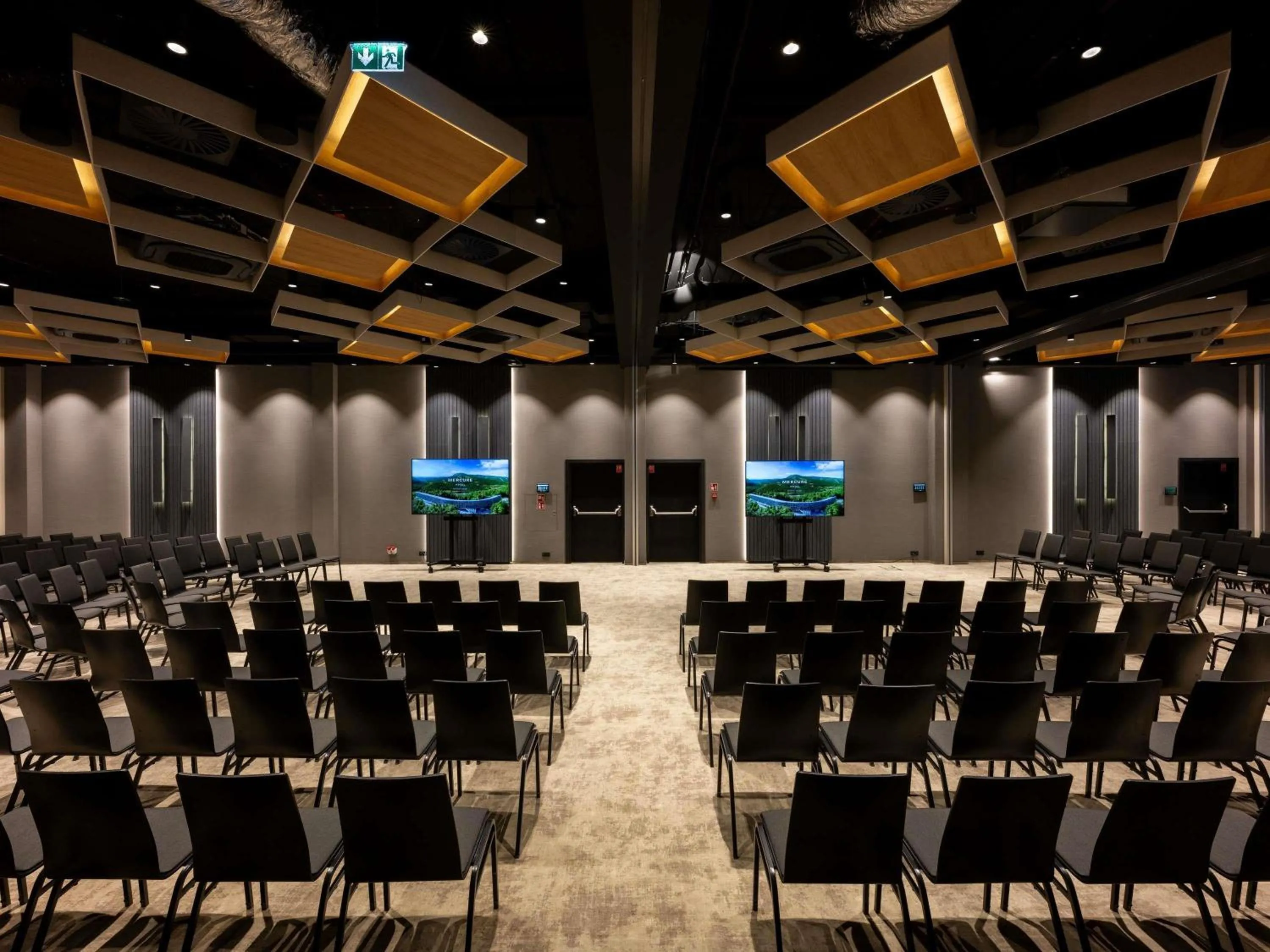 Meeting/conference room in Mercure Szczyrk Resort