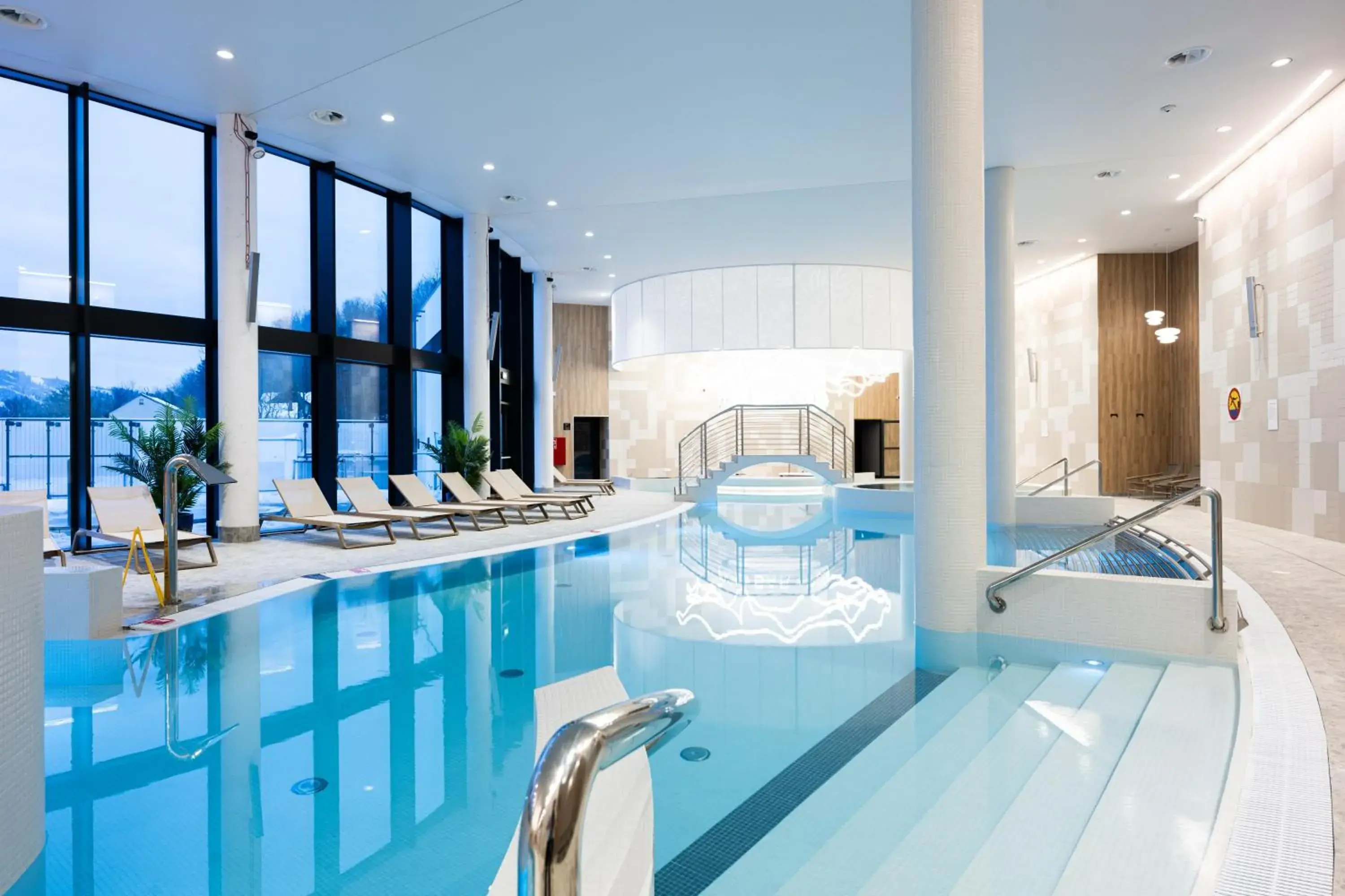 Swimming pool in Mercure Szczyrk Resort Swimming pool in Mercure Szczyrk Resort