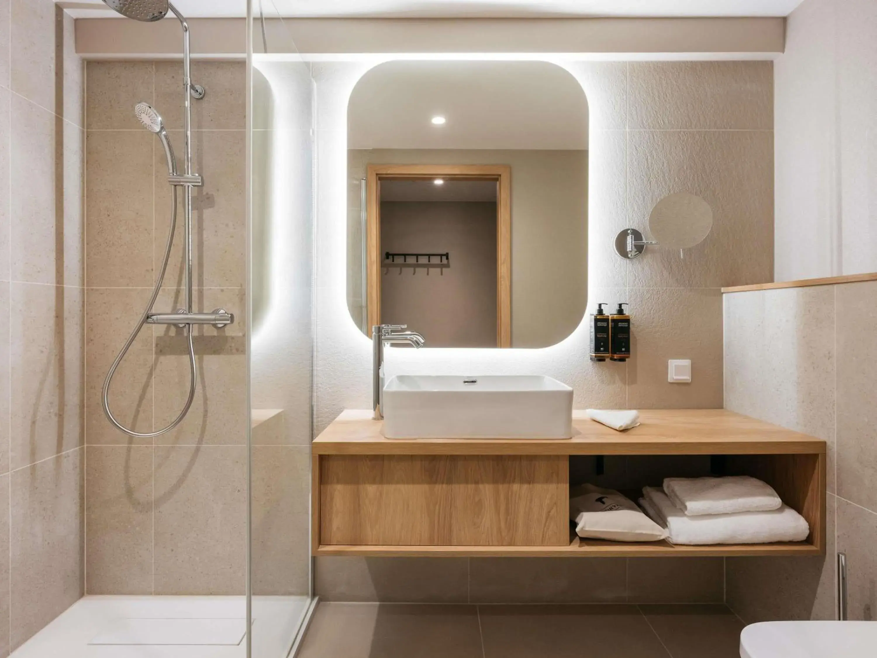 Bedroom in Mercure Szczyrk Resort Bedroom in Mercure Szczyrk Resort