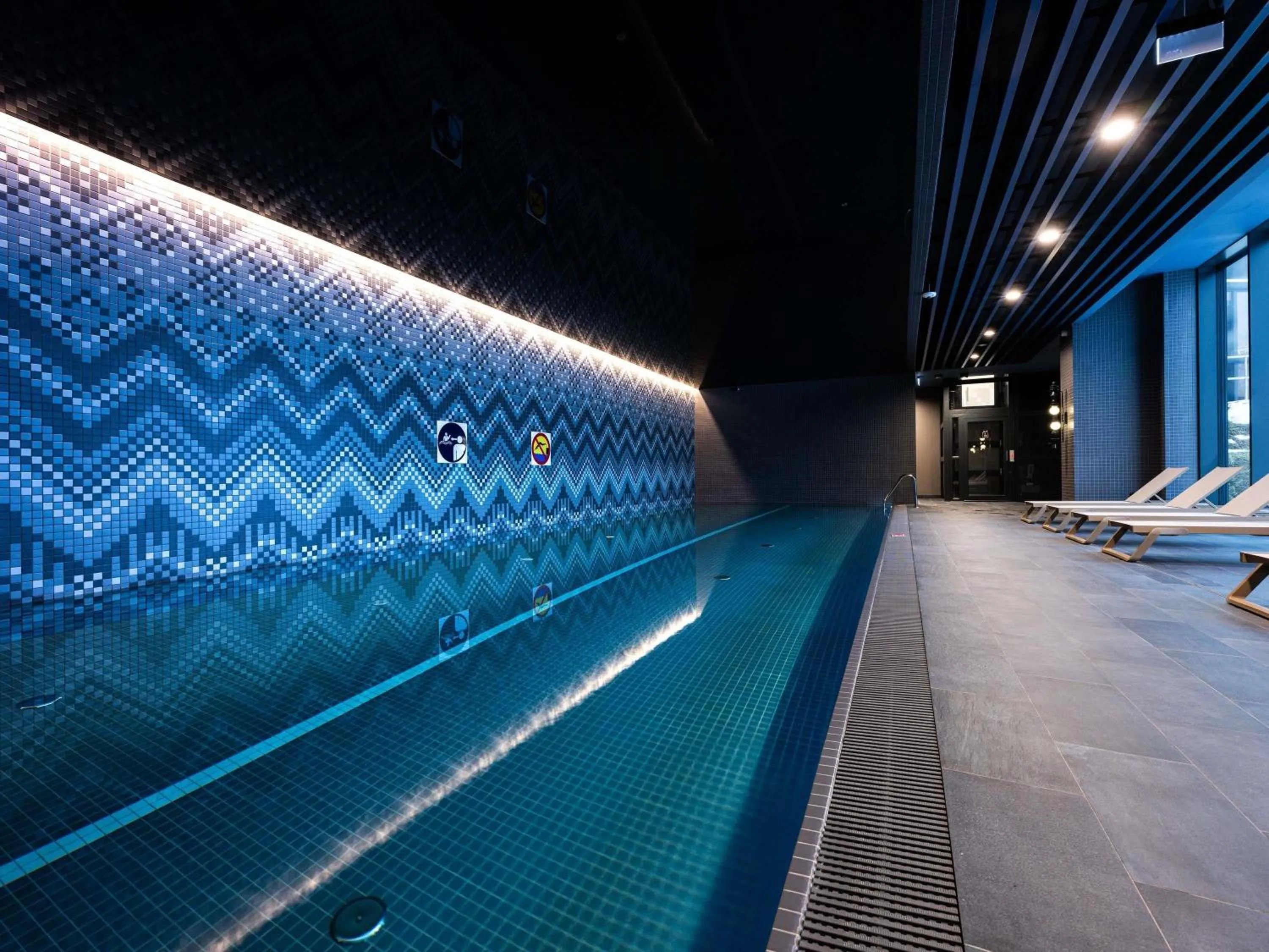 Pool view in Mercure Szczyrk Resort