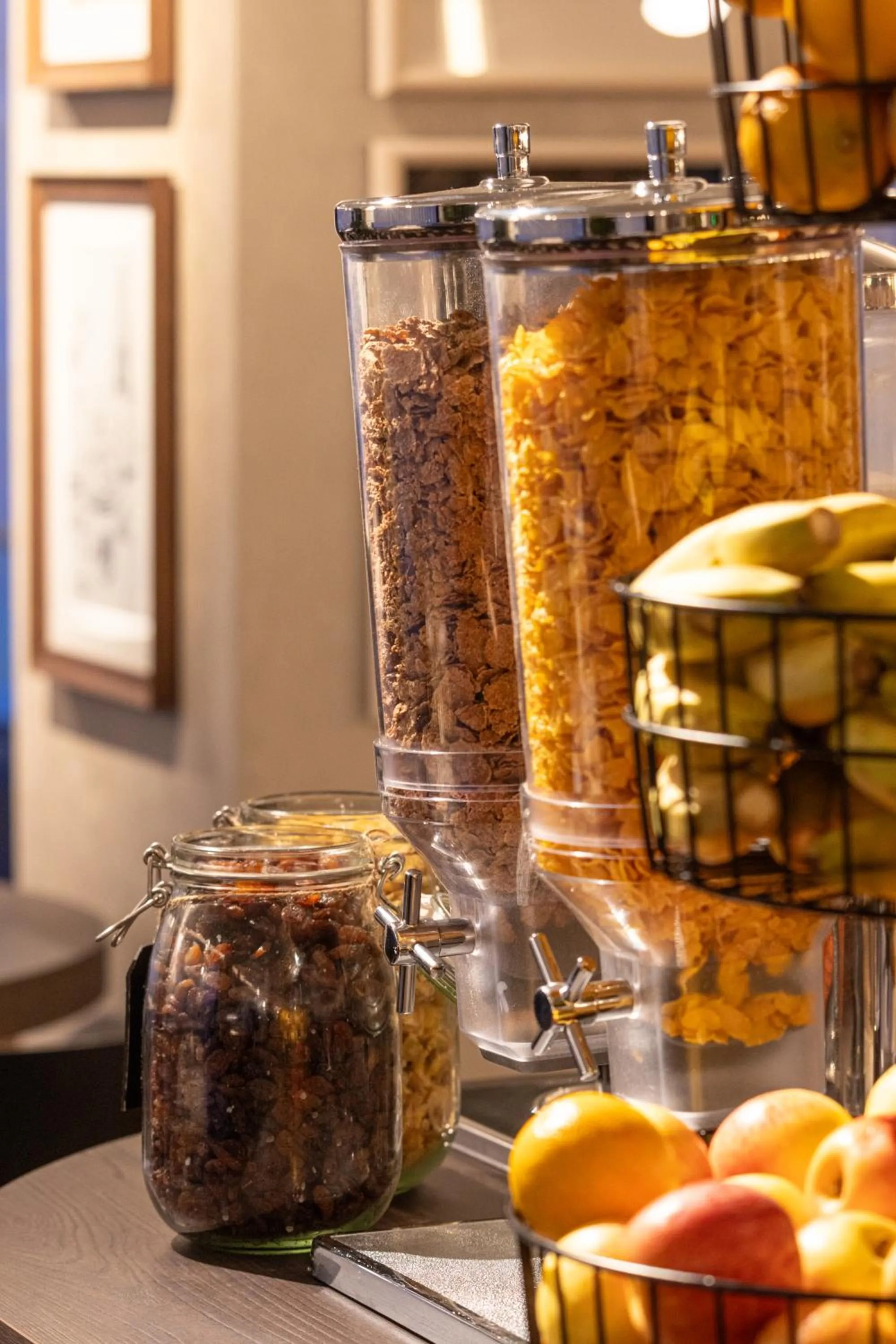 Breakfast in Mercure London Earls Court