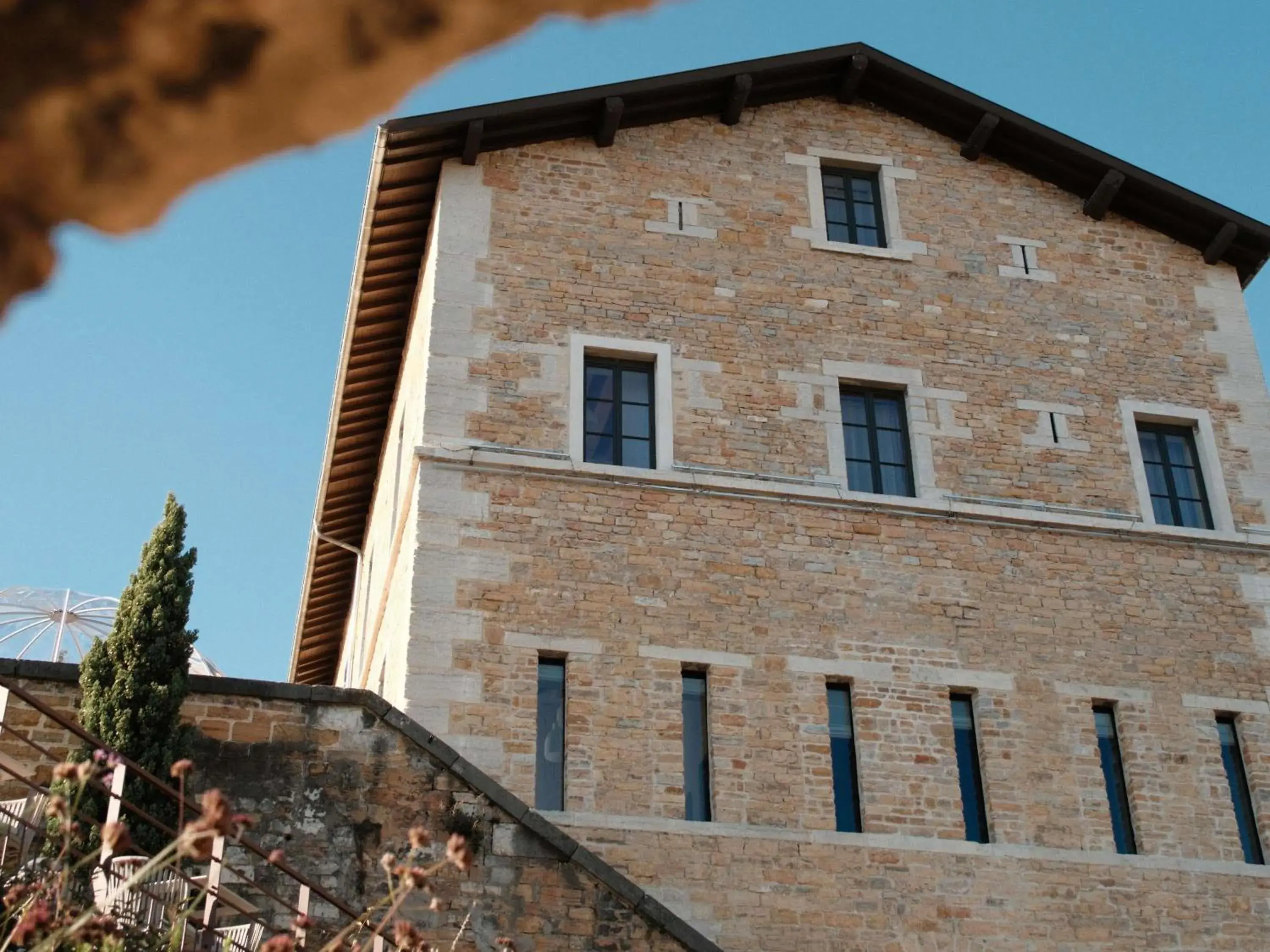 Lounge or bar in Hôtel Fort St Laurent Lyon - Handwritten Collection Lounge or bar in Hôtel Fort St Laurent Lyon - Handwritten Collection