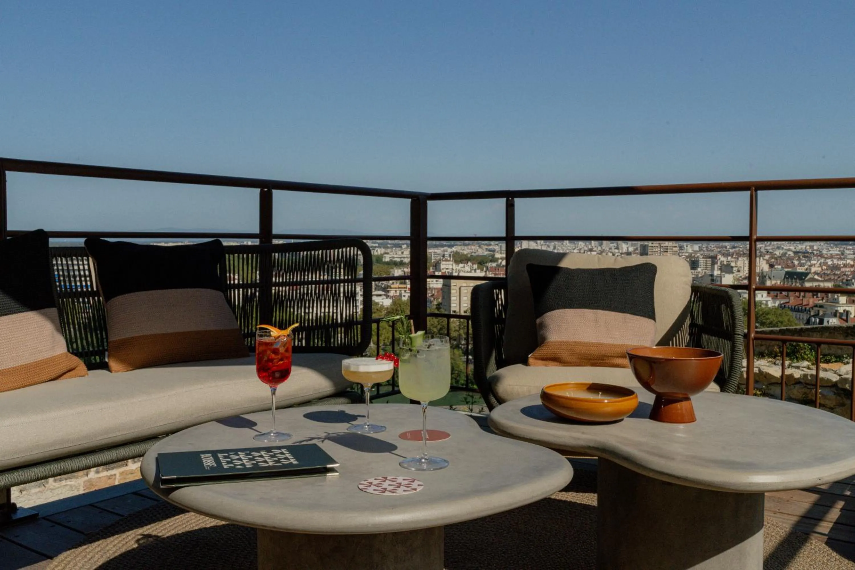 Balcony/Terrace in Hôtel Fort St Laurent Lyon - Handwritten Collection