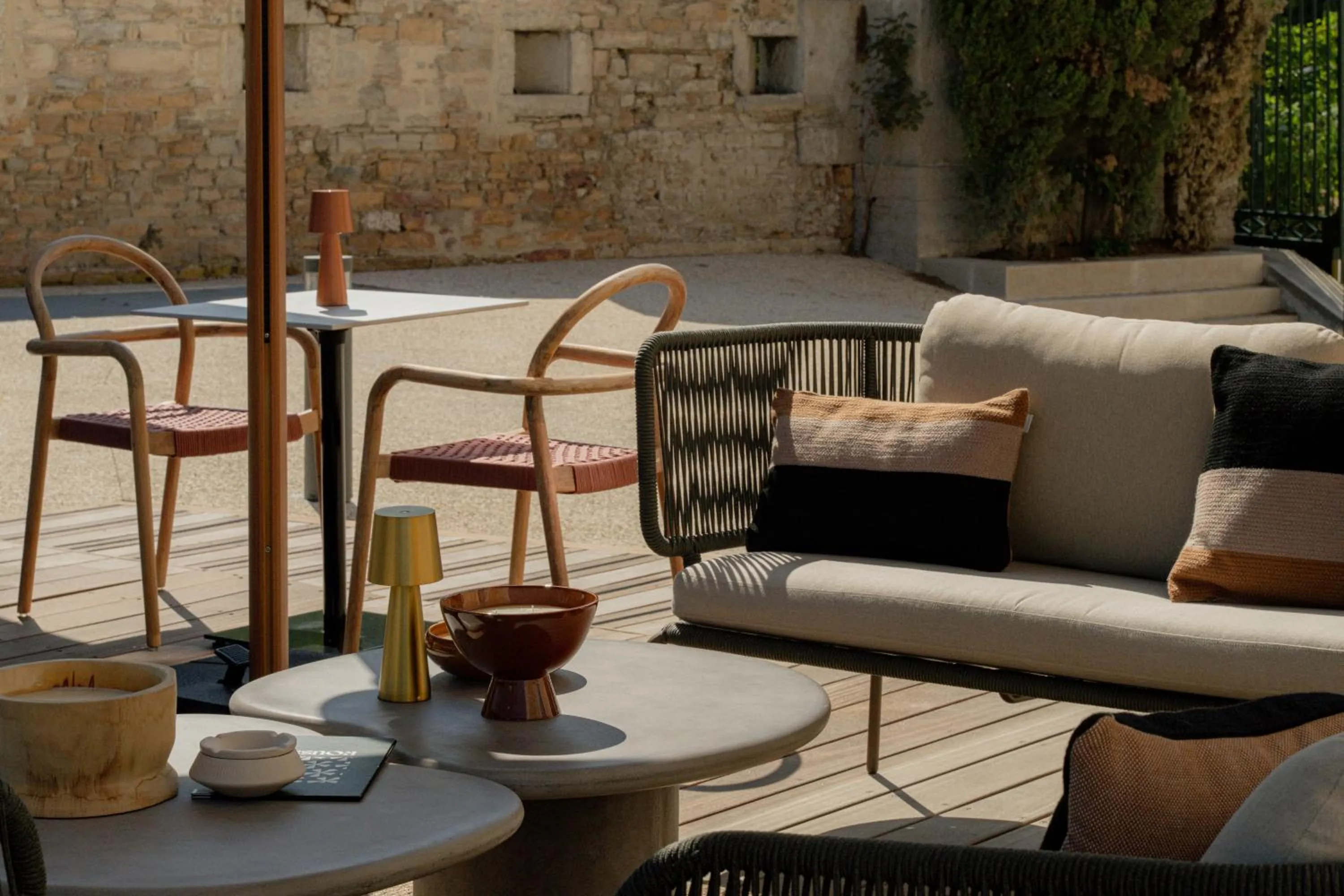 Patio in Hôtel Fort St Laurent Lyon - Handwritten Collection