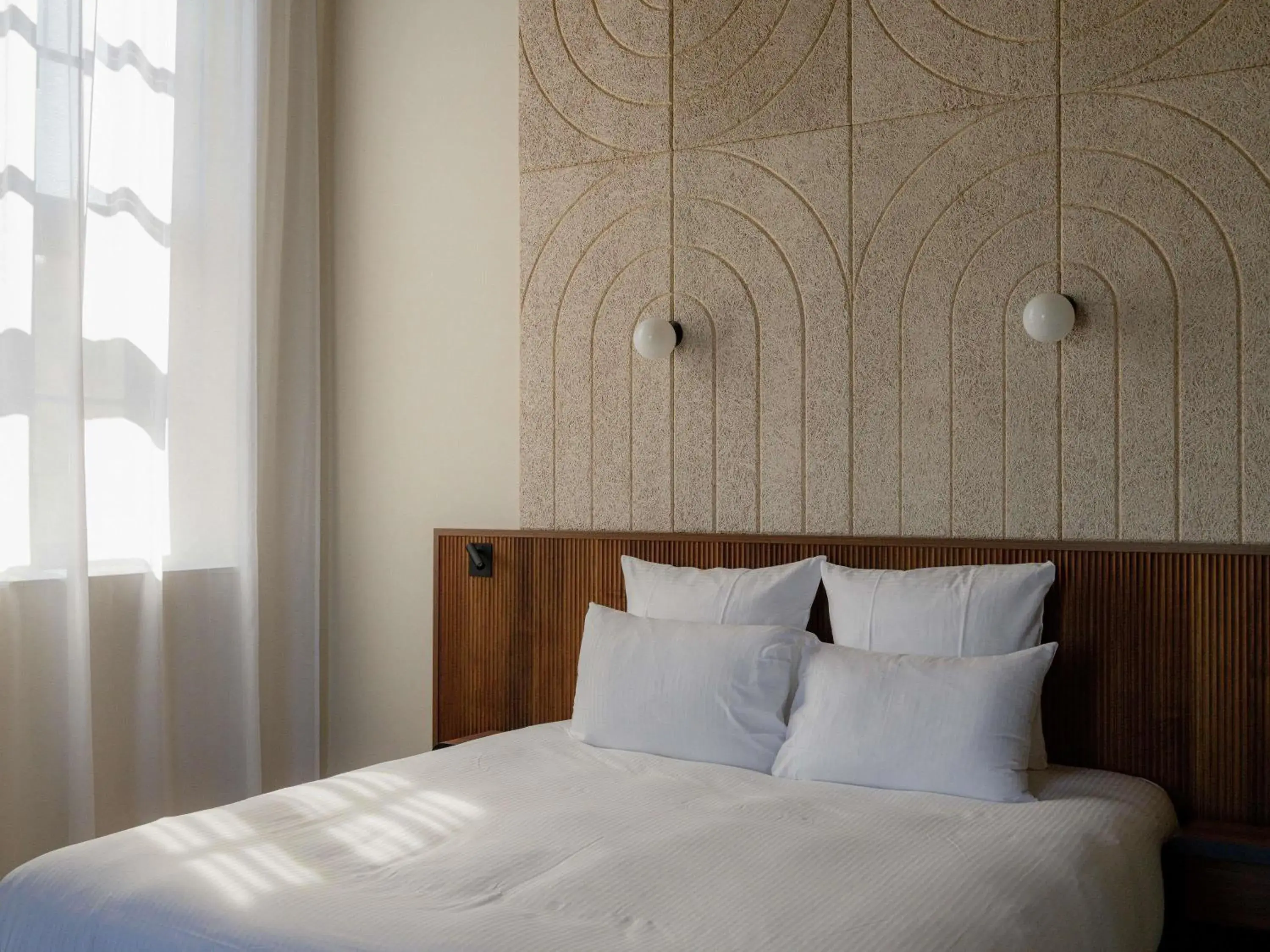 Bedroom, Bed in Hôtel Fort St Laurent Lyon - Handwritten Collection Bedroom, Bed in Hôtel Fort St Laurent Lyon - Handwritten Collection