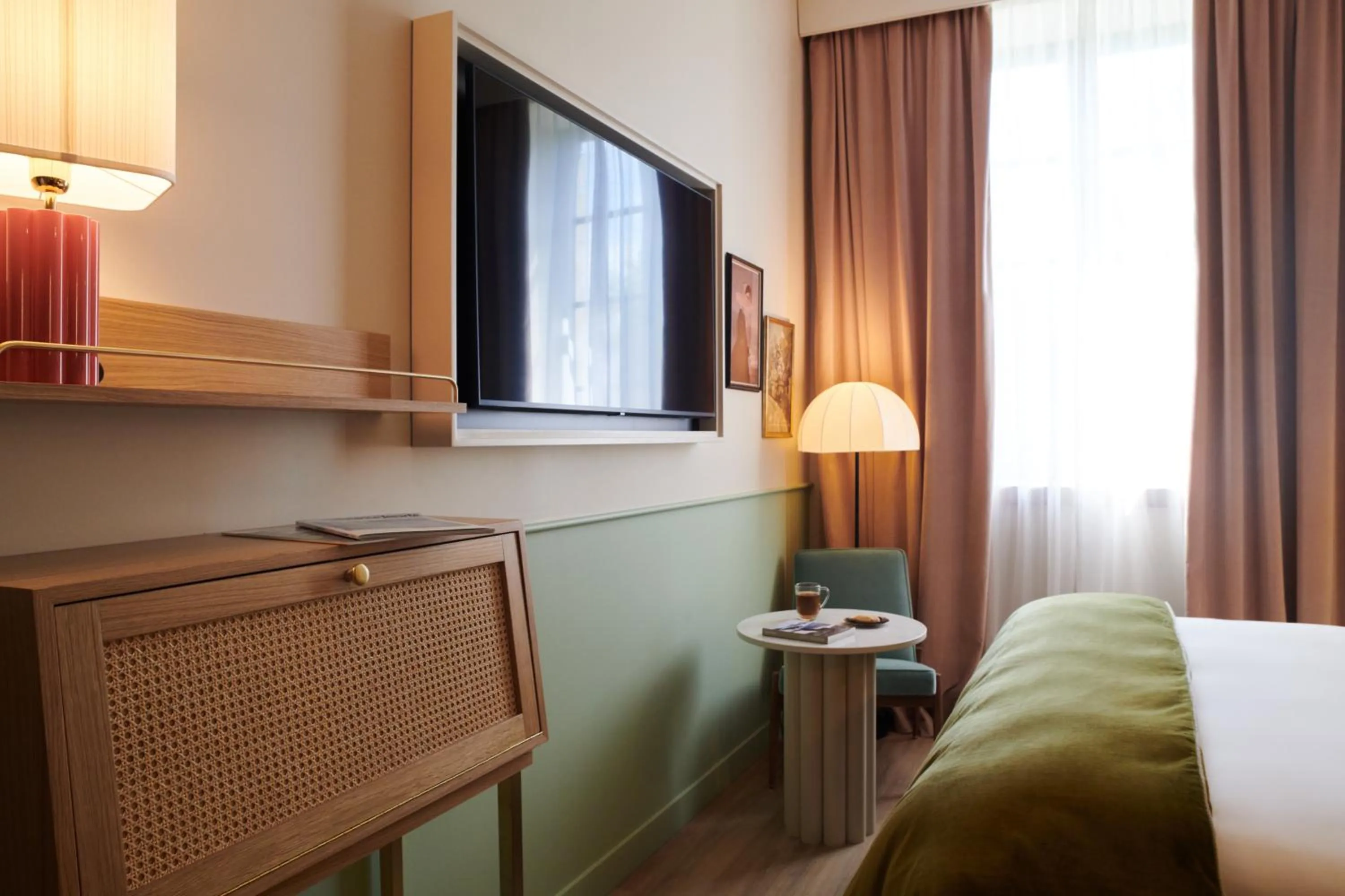 Photo of the whole room, Bed in Square Lodge Hotel Accor - La Roche-sur-Yon