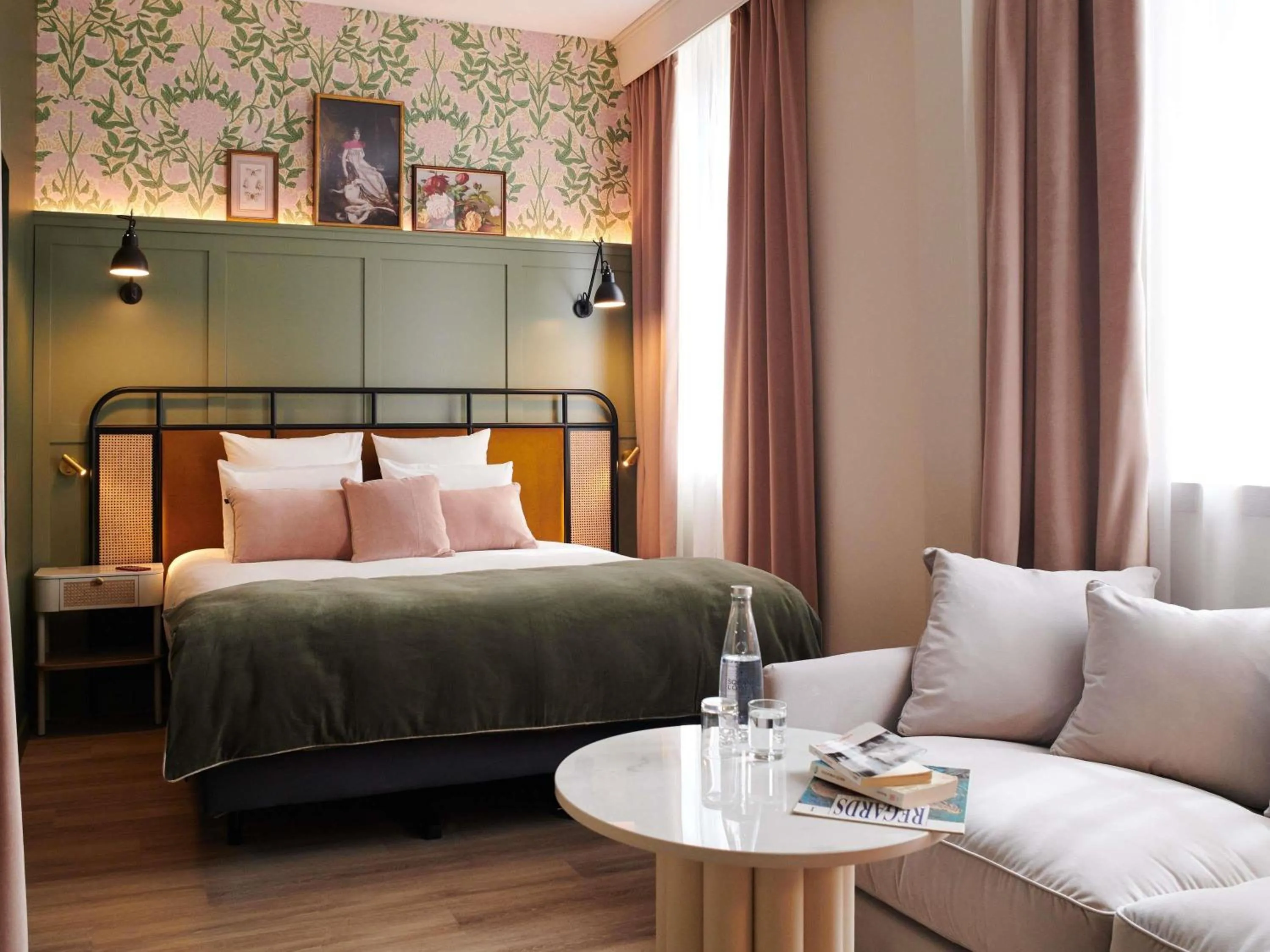 Bedroom, Bed in Square Lodge Hotel Accor - La Roche-sur-Yon