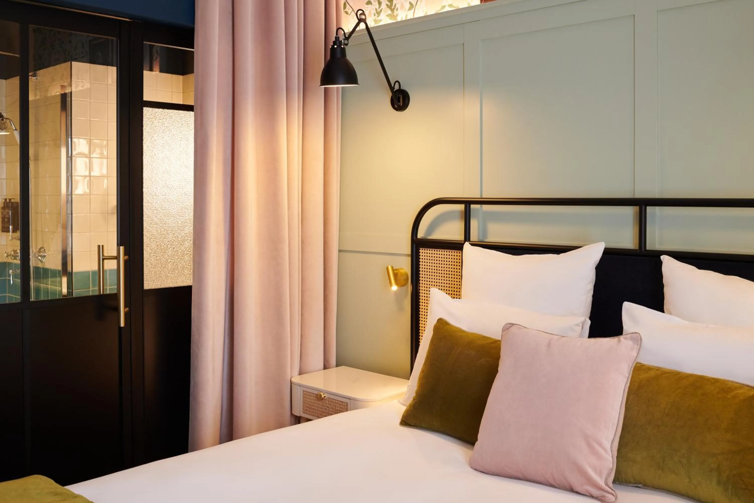 Bedroom, Bed in Square Lodge Hotel Accor - La Roche-sur-Yon