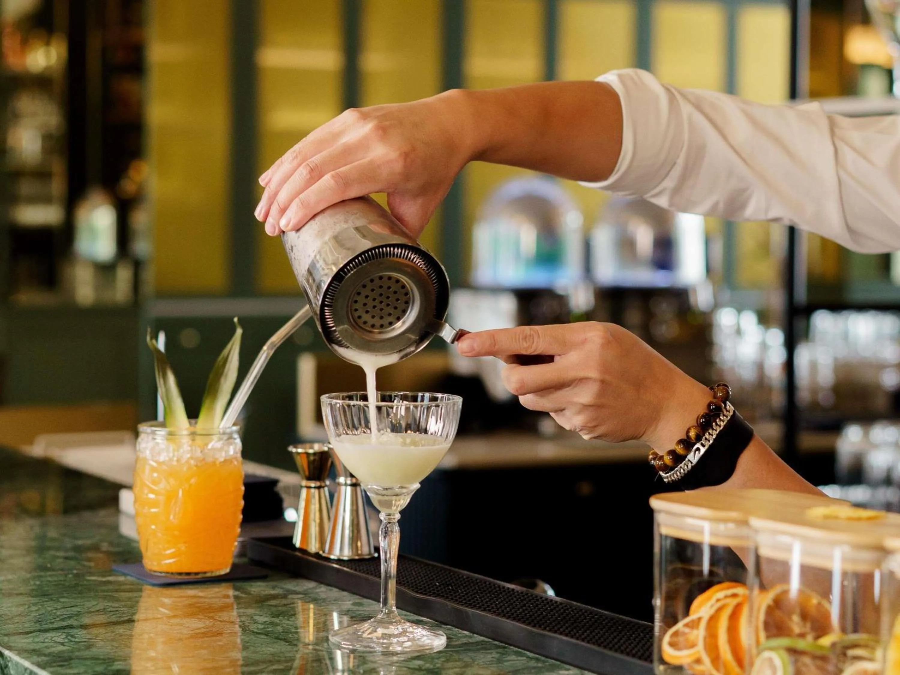 Lounge or bar in Square Lodge Hotel Accor - La Roche-sur-Yon