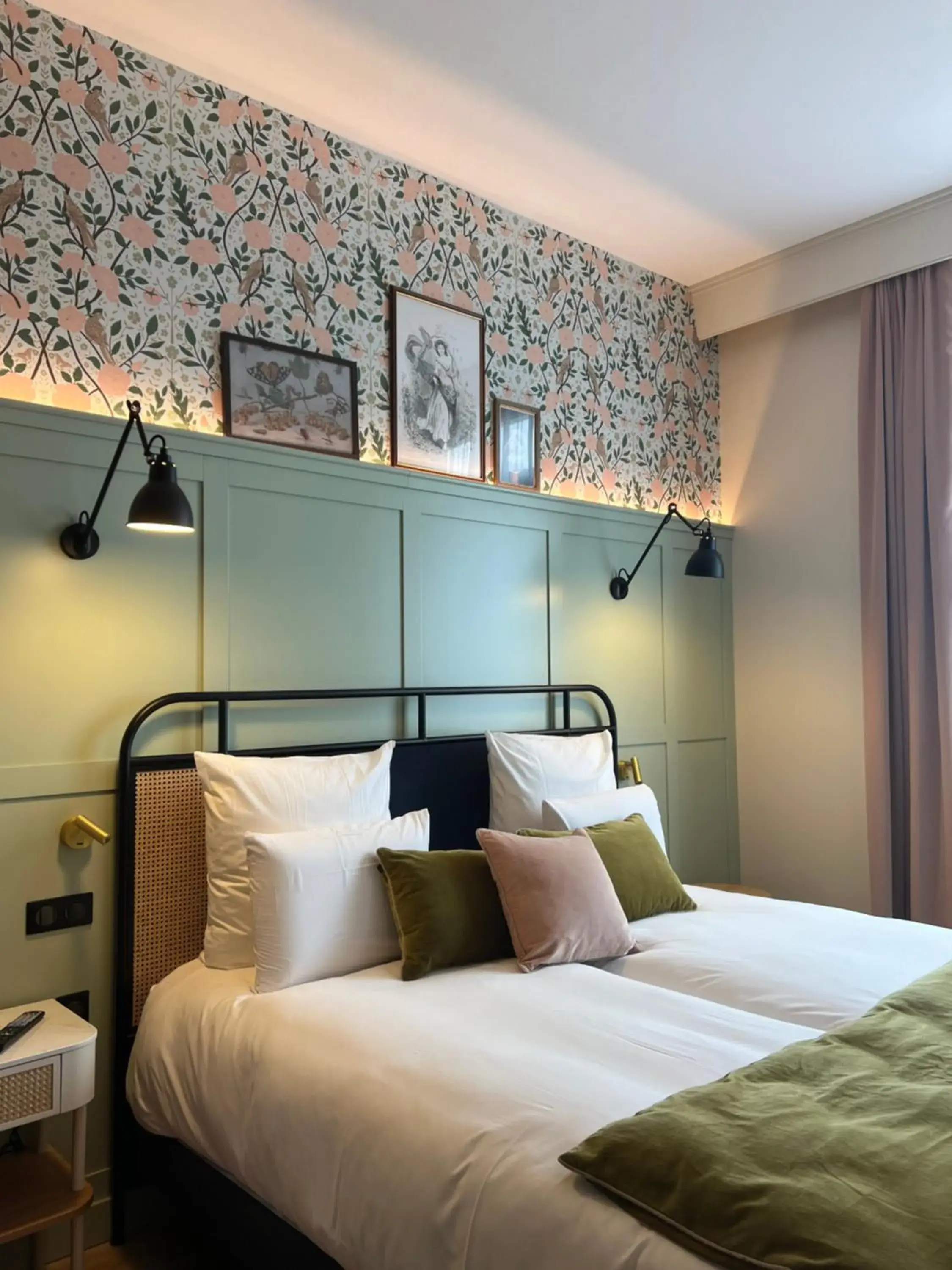 Classic Twin Room in Square Lodge Hotel Accor - La Roche-sur-Yon Classic Twin Room in Square Lodge Hotel Accor - La Roche-sur-Yon