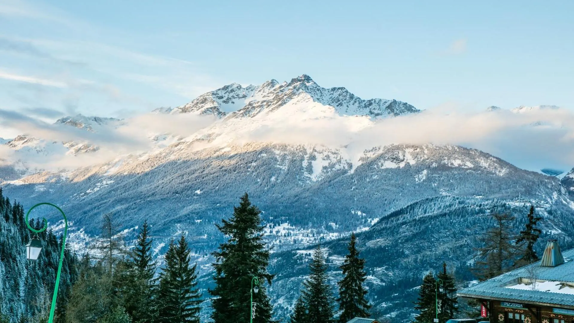 Winter in Vacancéole - Résidence Les Chalets de la Ramoure