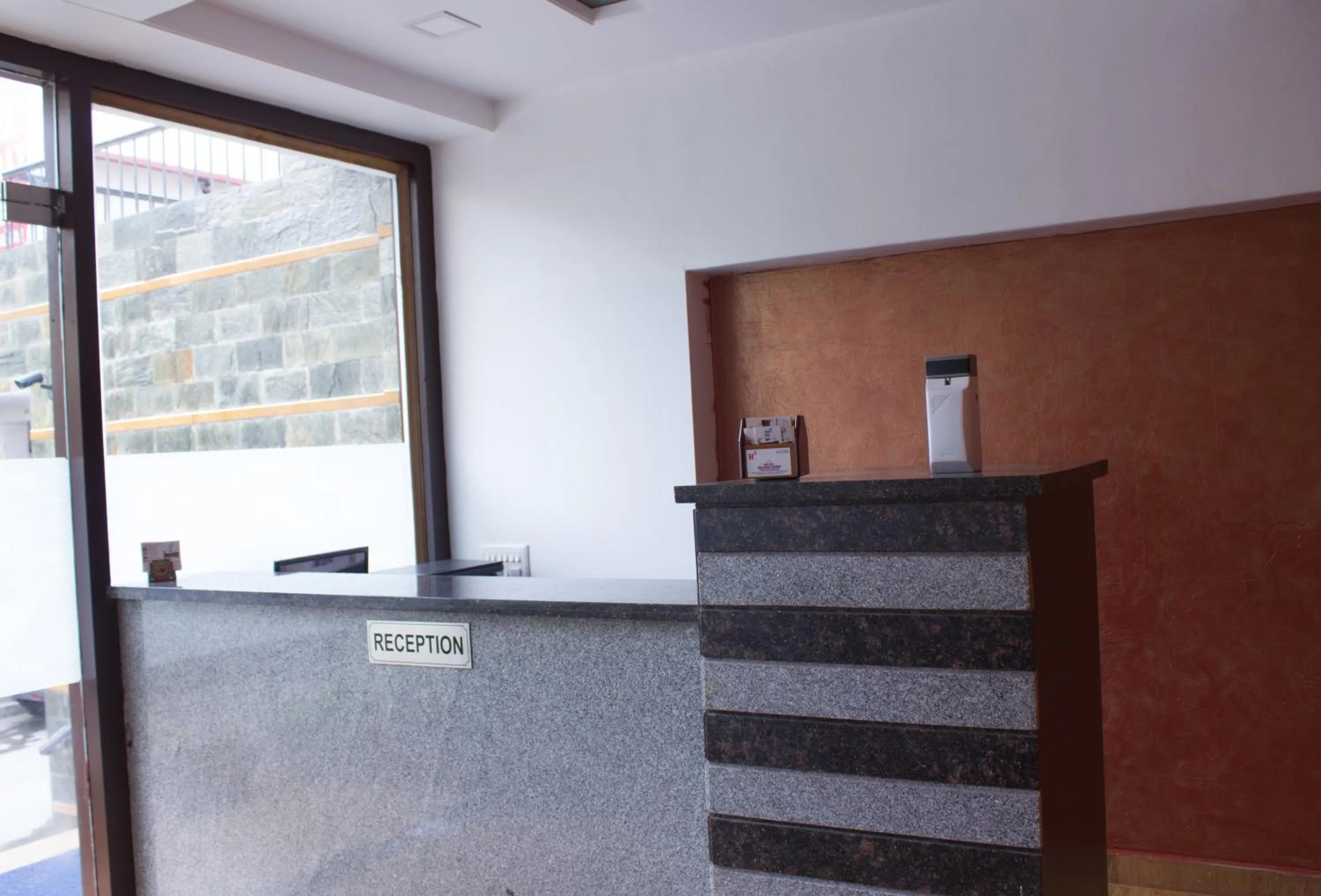 Lobby or reception in Hotel Holiday Home