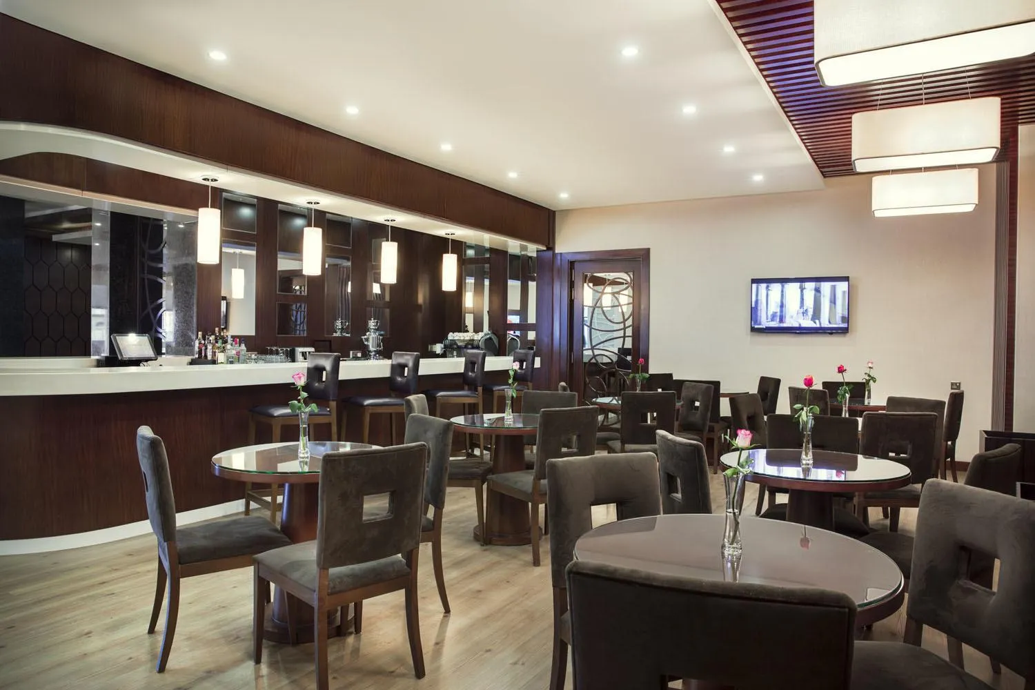 Restaurant/places to eat in Cristal Erbil Hotel