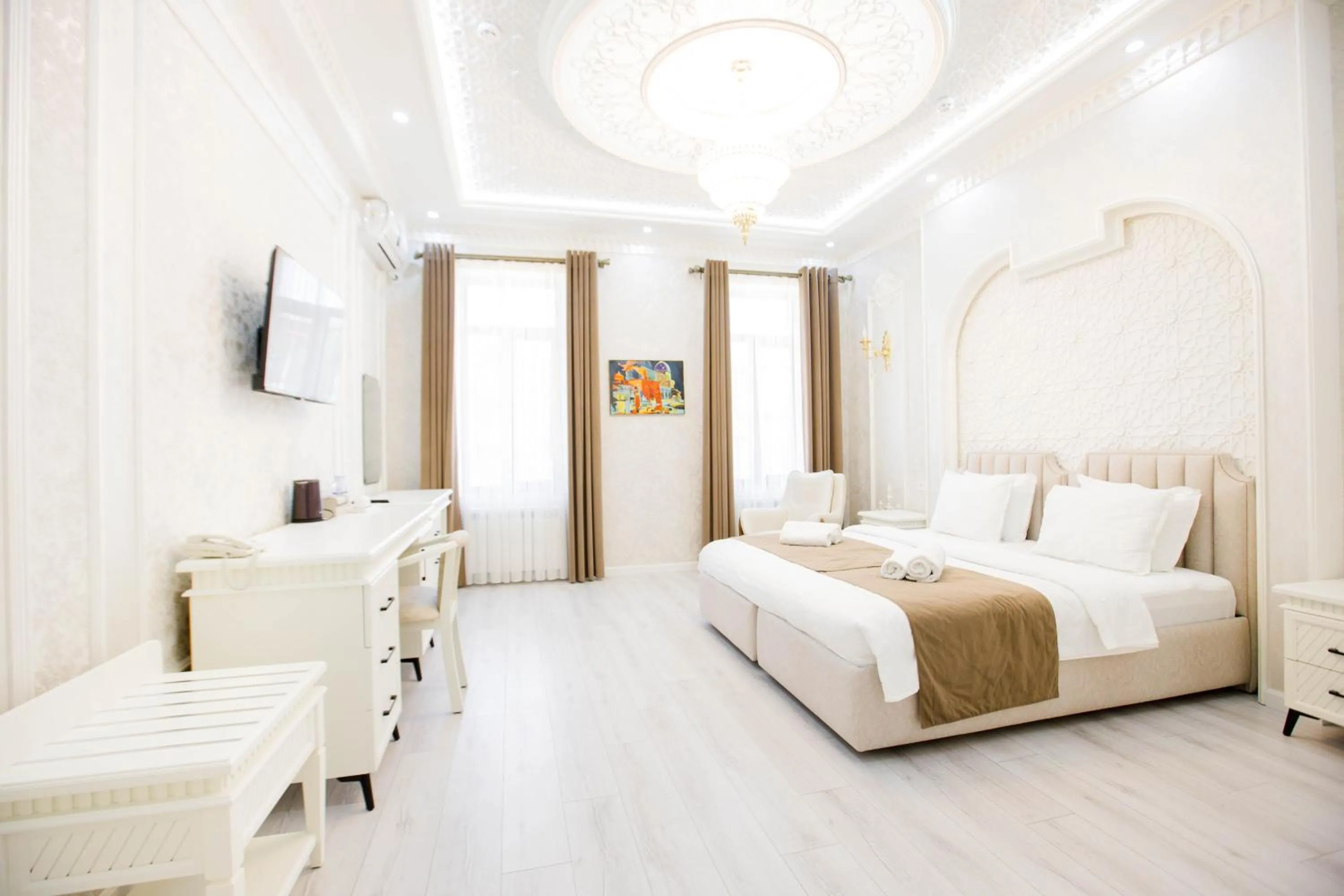 Bed in Hotel Dali Samarkand