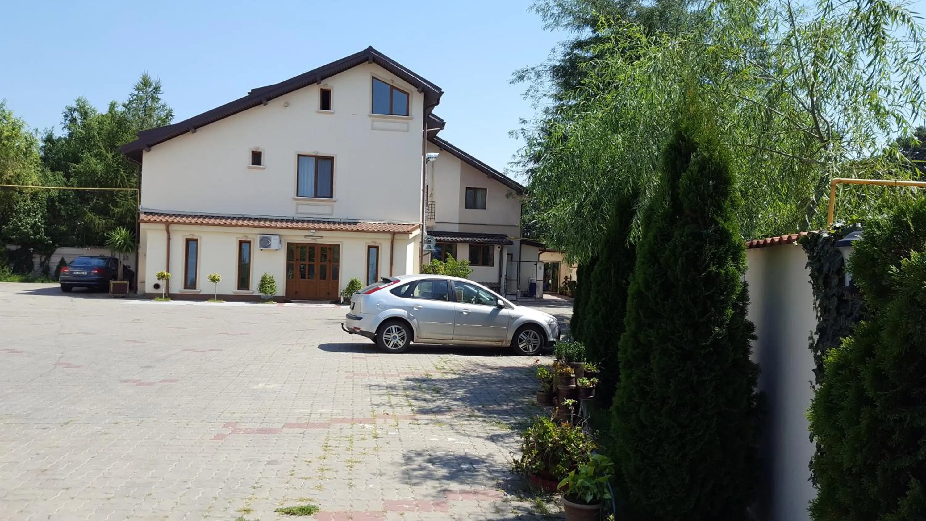 Property building in Hotel Parc Tecuci