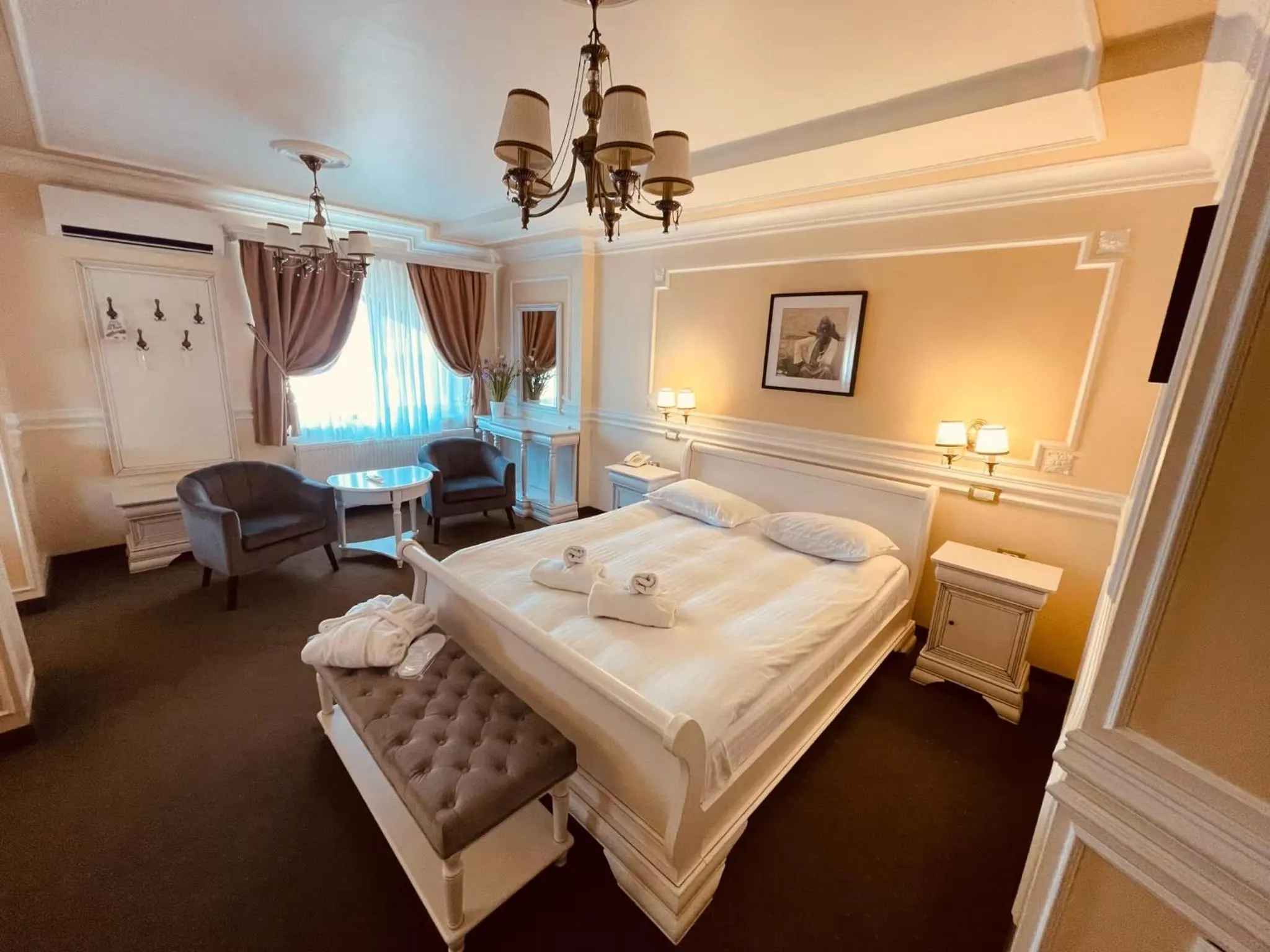 Bed in Hotel Parc Tecuci