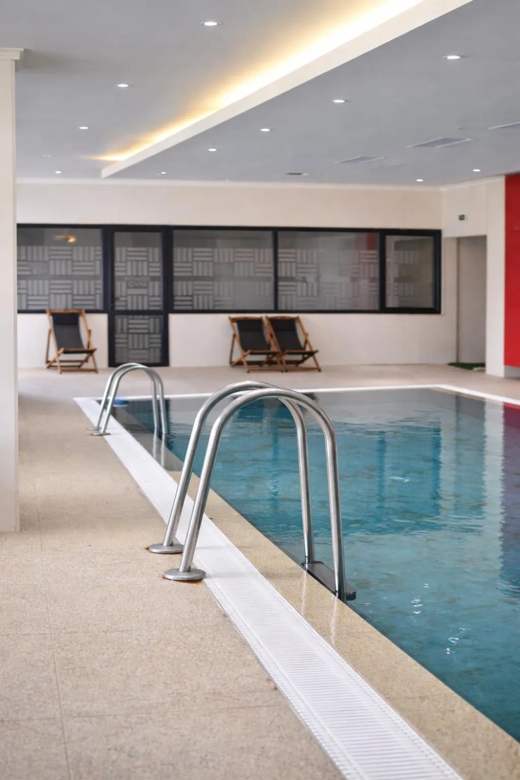 Swimming pool in Grey Star Hotel