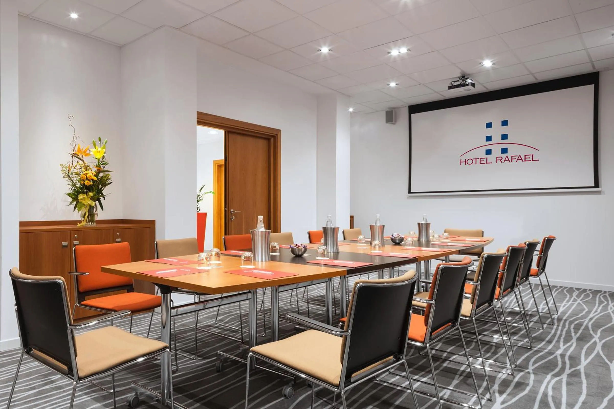 Meeting/conference room in Hotel Rafael