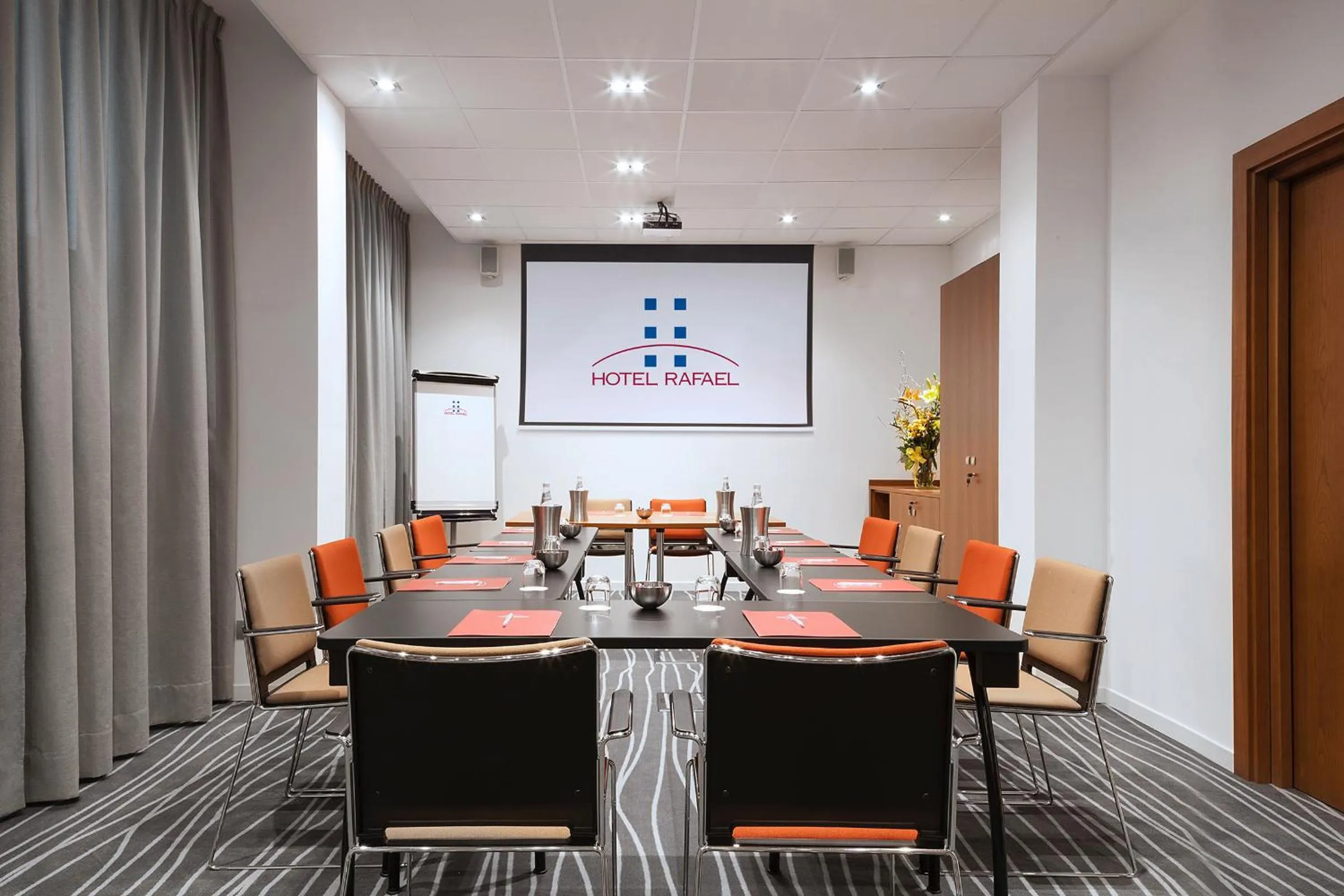 Meeting/conference room in Hotel Rafael