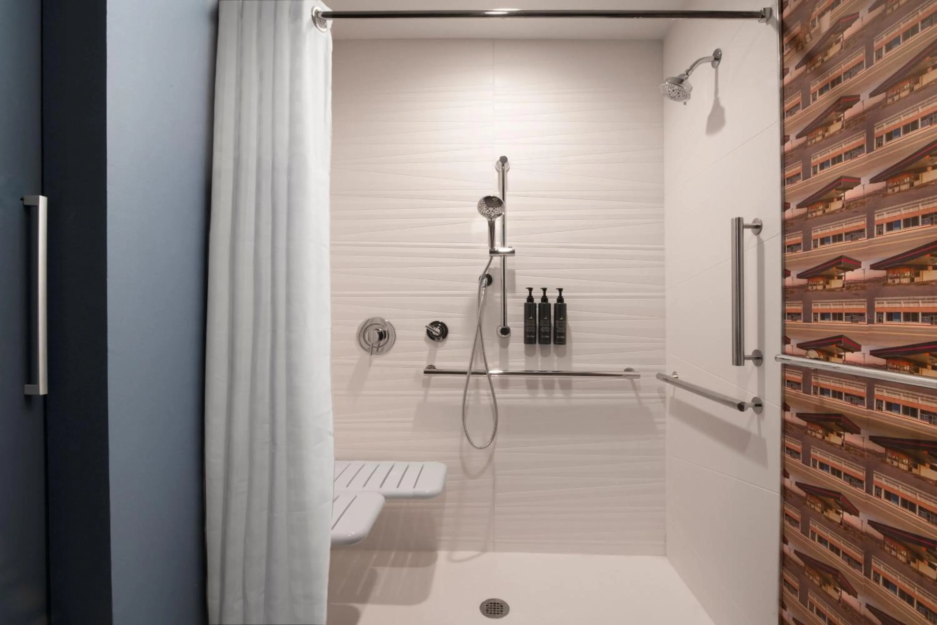 Bathroom in Aloft McAllen