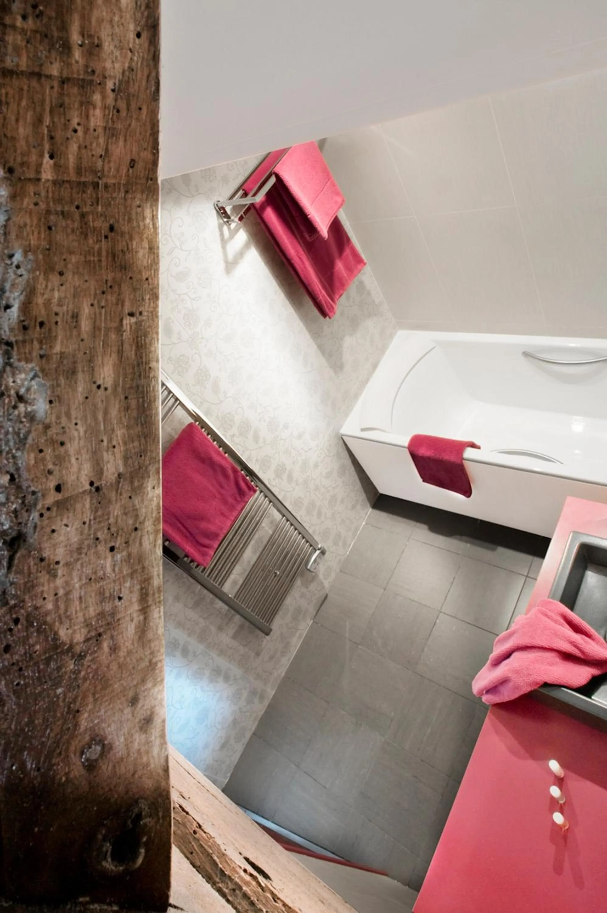 Bathroom, Bed in La Villa des Forges