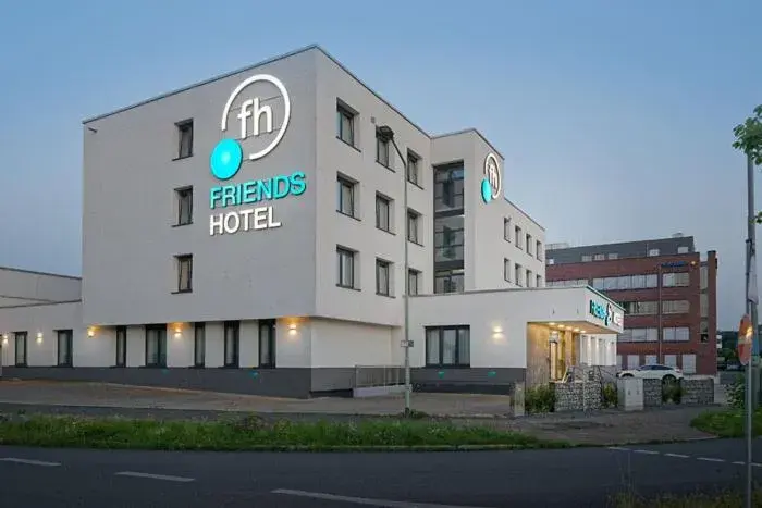 Property building in Friends Hotel Düsseldorf-Airport Ratingen Property building in Friends Hotel Düsseldorf-Airport Ratingen