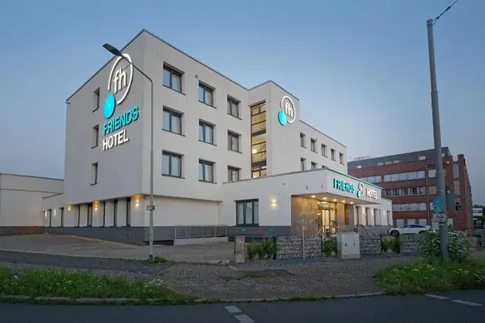 Property building in Friends Hotel Düsseldorf-Airport Ratingen Property building in Friends Hotel Düsseldorf-Airport Ratingen