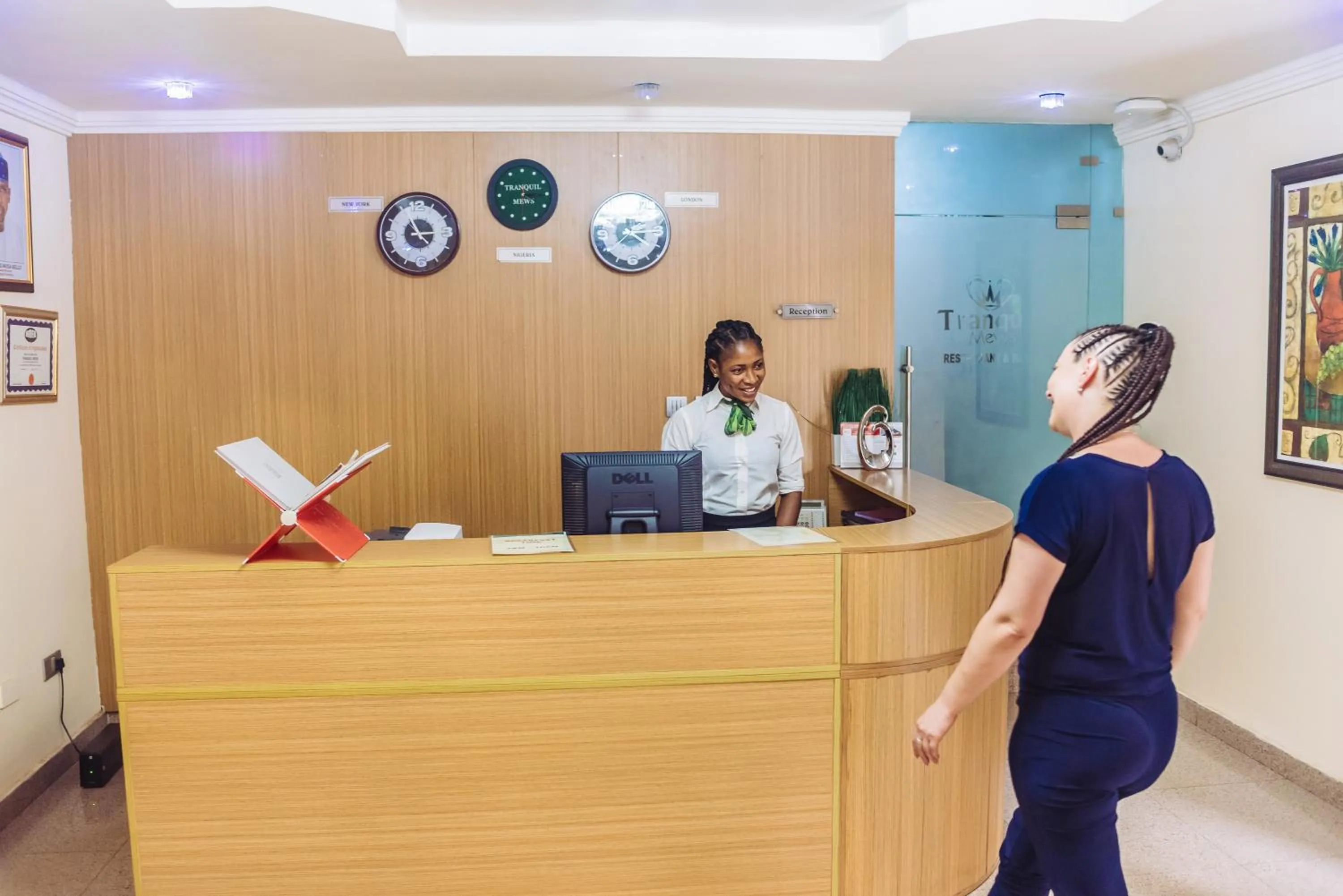 Lobby or reception in Tranquil Mews Hotel
