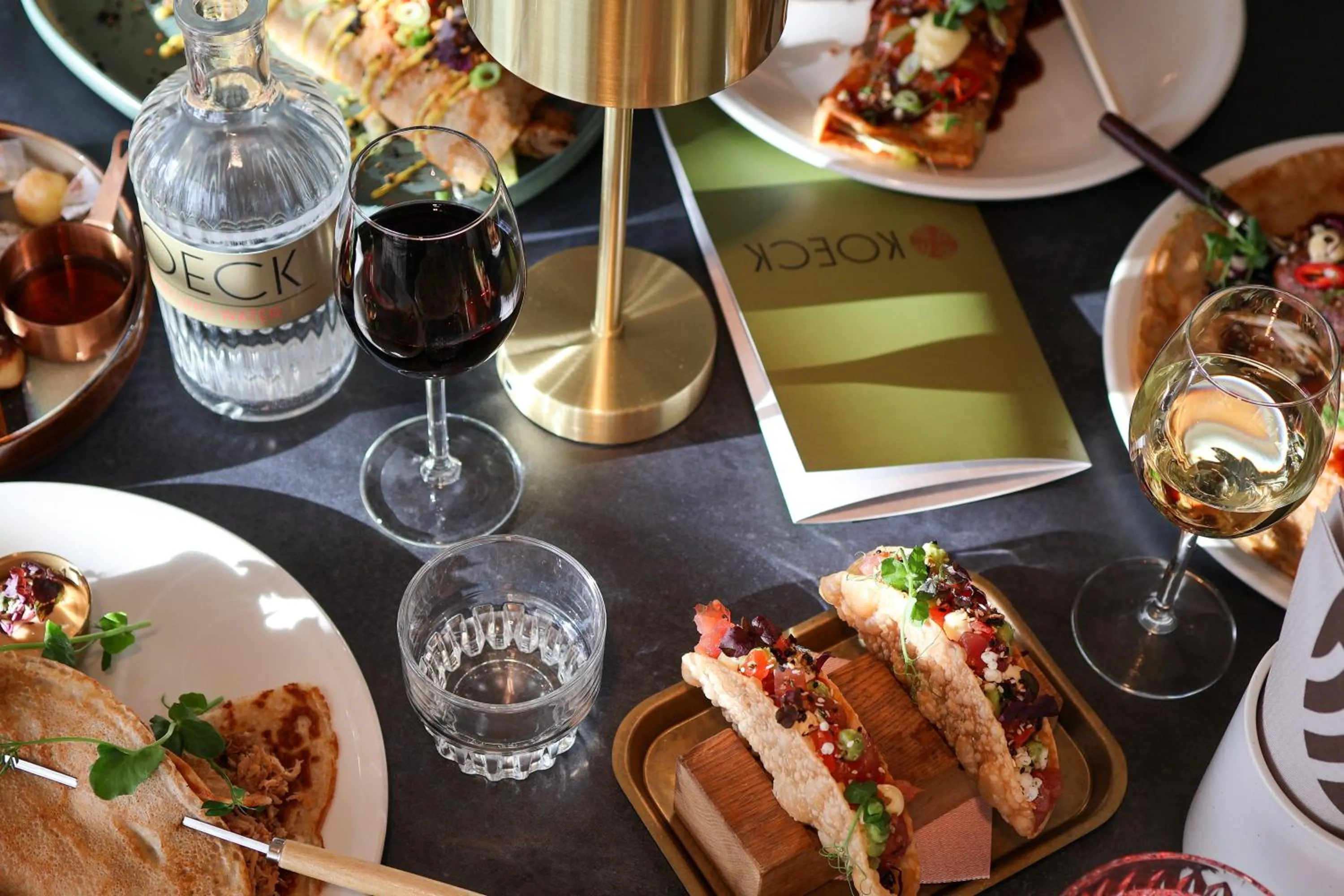 Restaurant/places to eat in Moeke Mooren