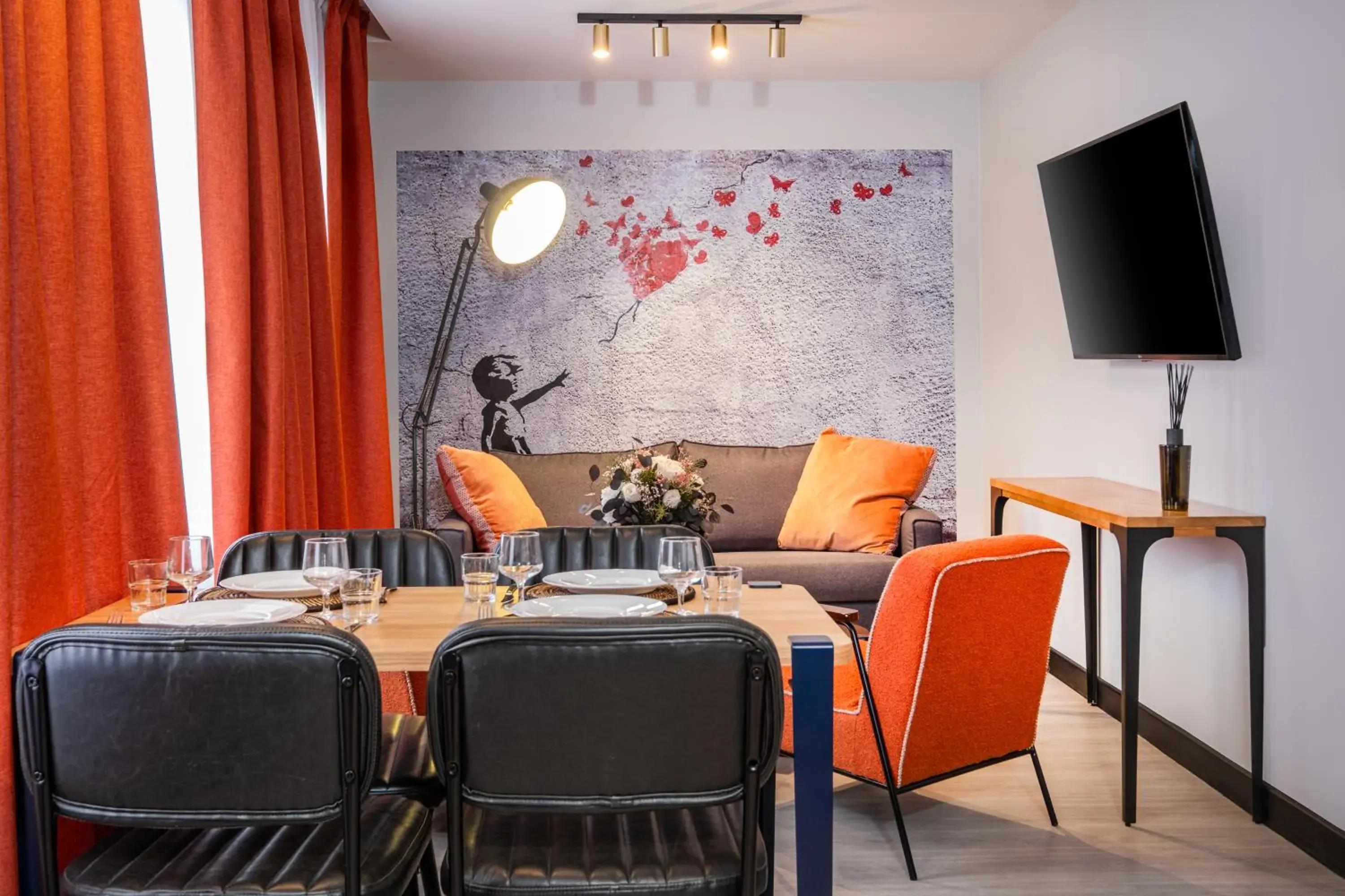 Apartment with Terrace in Appart'hôtel East Paris Suite Apartment with Terrace in Appart'hôtel East Paris Suite