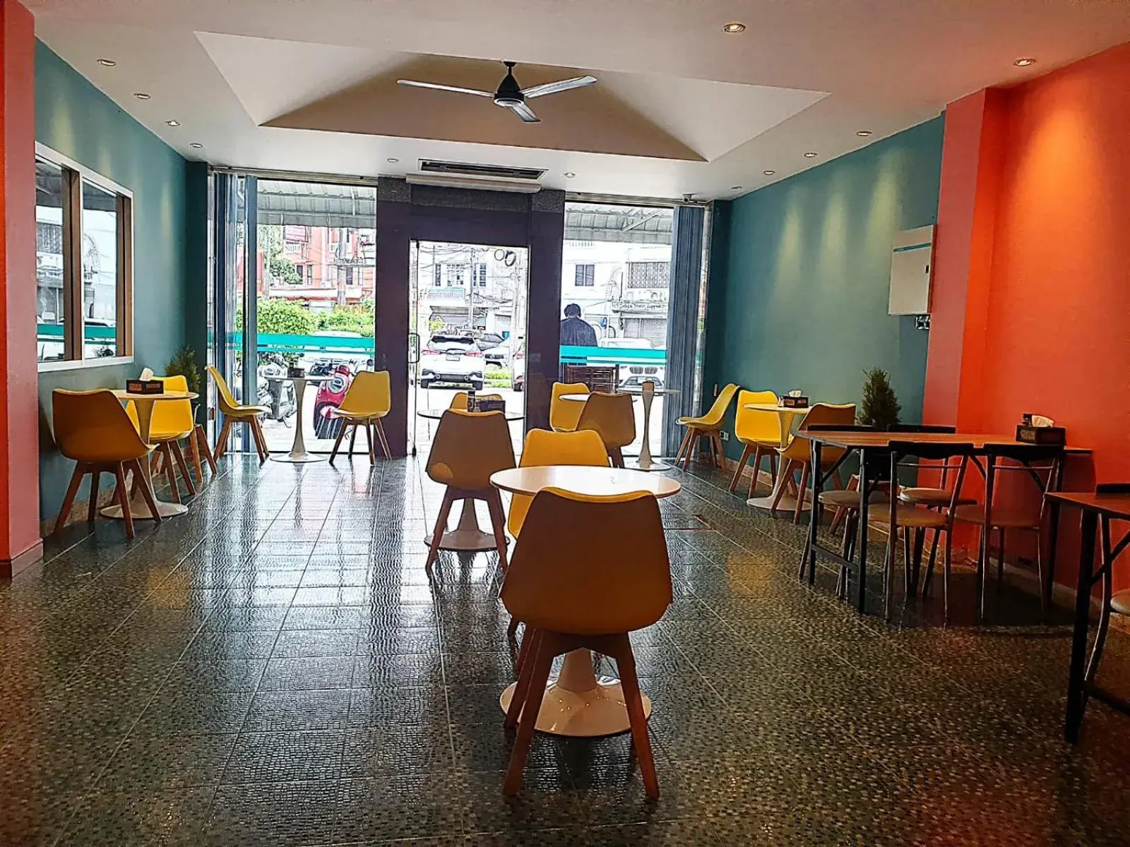 Restaurant/places to eat in Desa Phuket Restaurant/places to eat in Desa Phuket