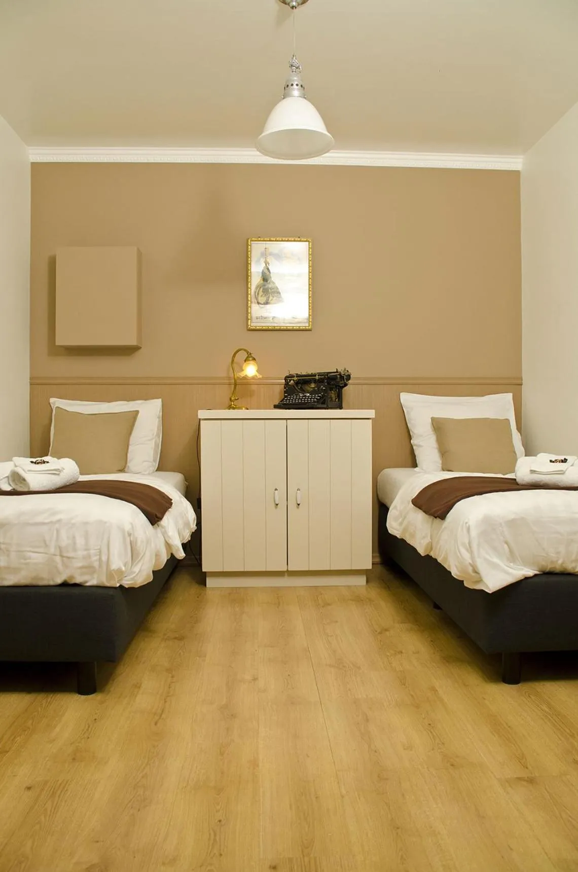 Bedroom, Bed in Hotel Apartments Belgium 1 - HAB 1