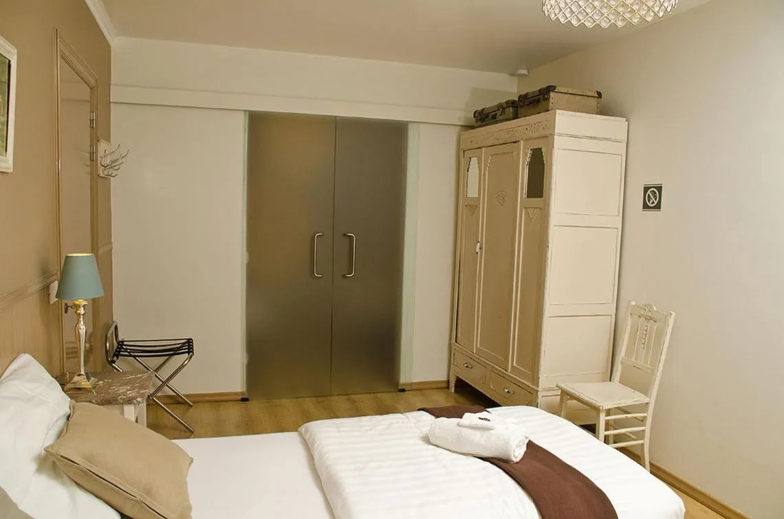 Bedroom, Bed in Hotel Apartments Belgium 1 - HAB 1