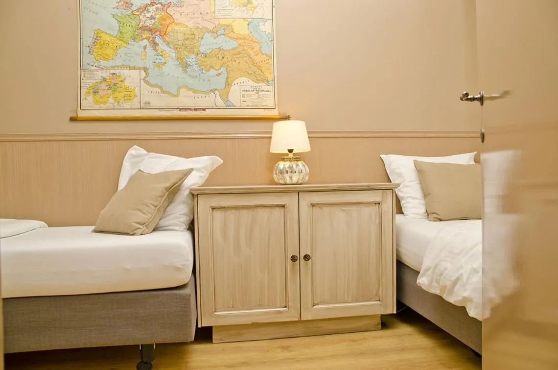 Bedroom, Bed in Hotel Apartments Belgium 1 - HAB 1
