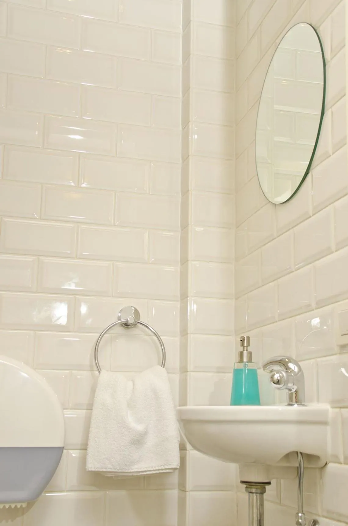 Toilet in Hotel Apartments Belgium 1 - HAB 1
