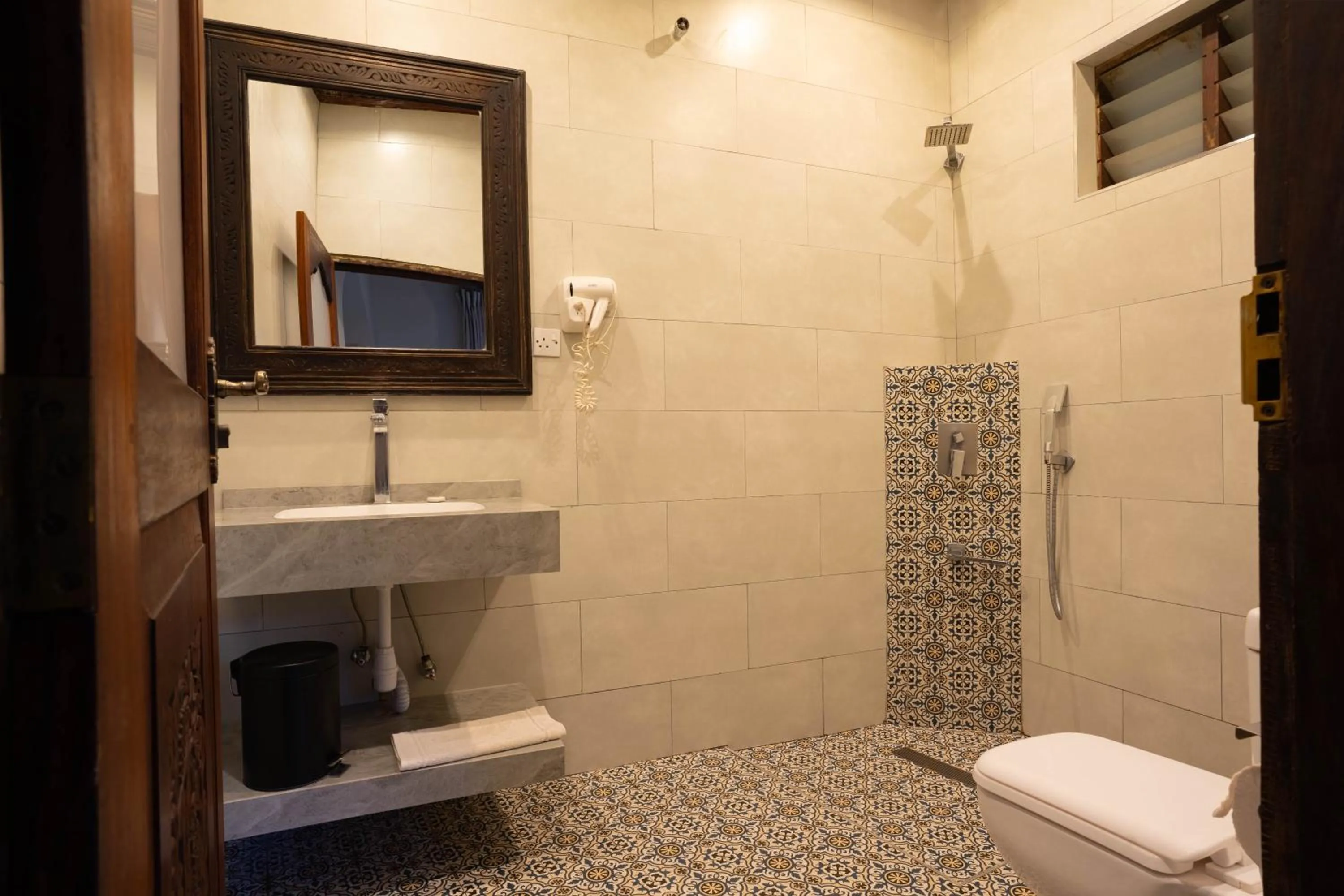 Bathroom in Mizingani Seafront Hotel