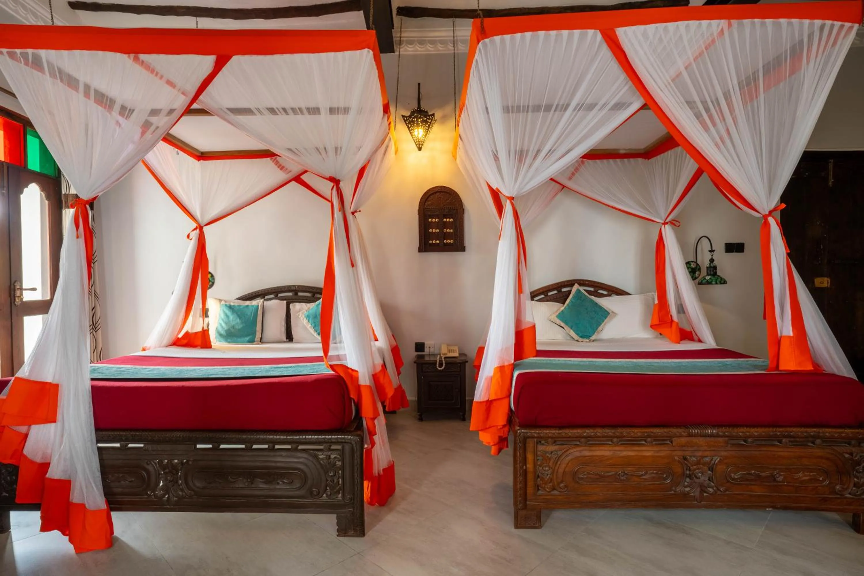 Bed in Mizingani Seafront Hotel