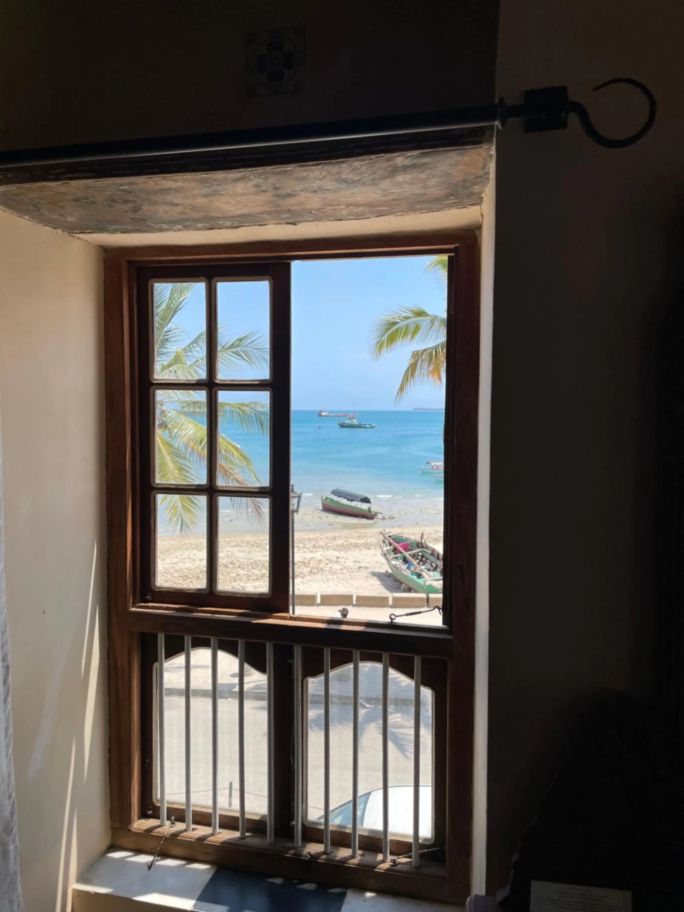 Day in Mizingani Seafront Hotel