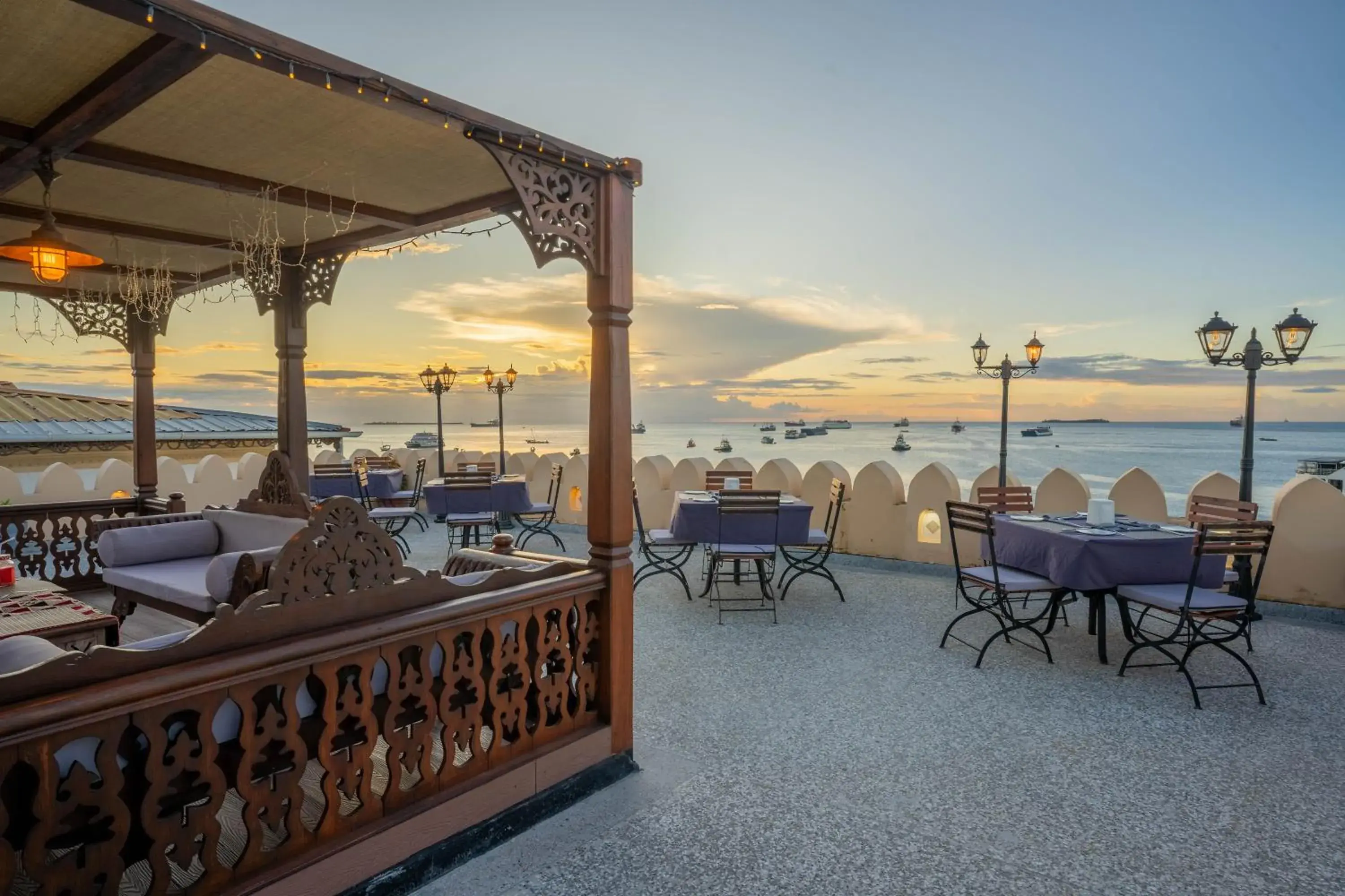 Restaurant/places to eat in Mizingani Seafront Hotel Restaurant/places to eat in Mizingani Seafront Hotel