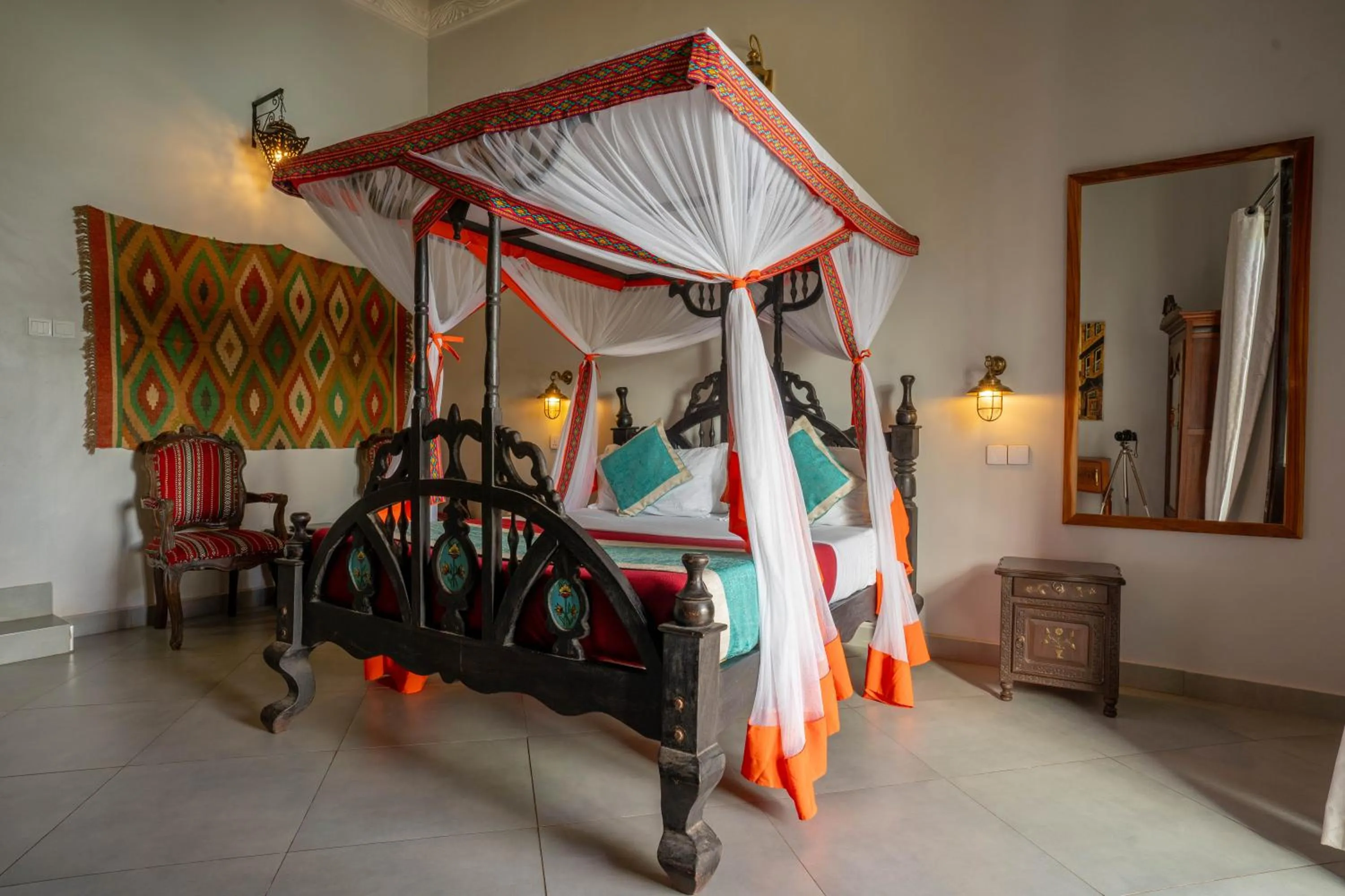 Bed in Mizingani Seafront Hotel