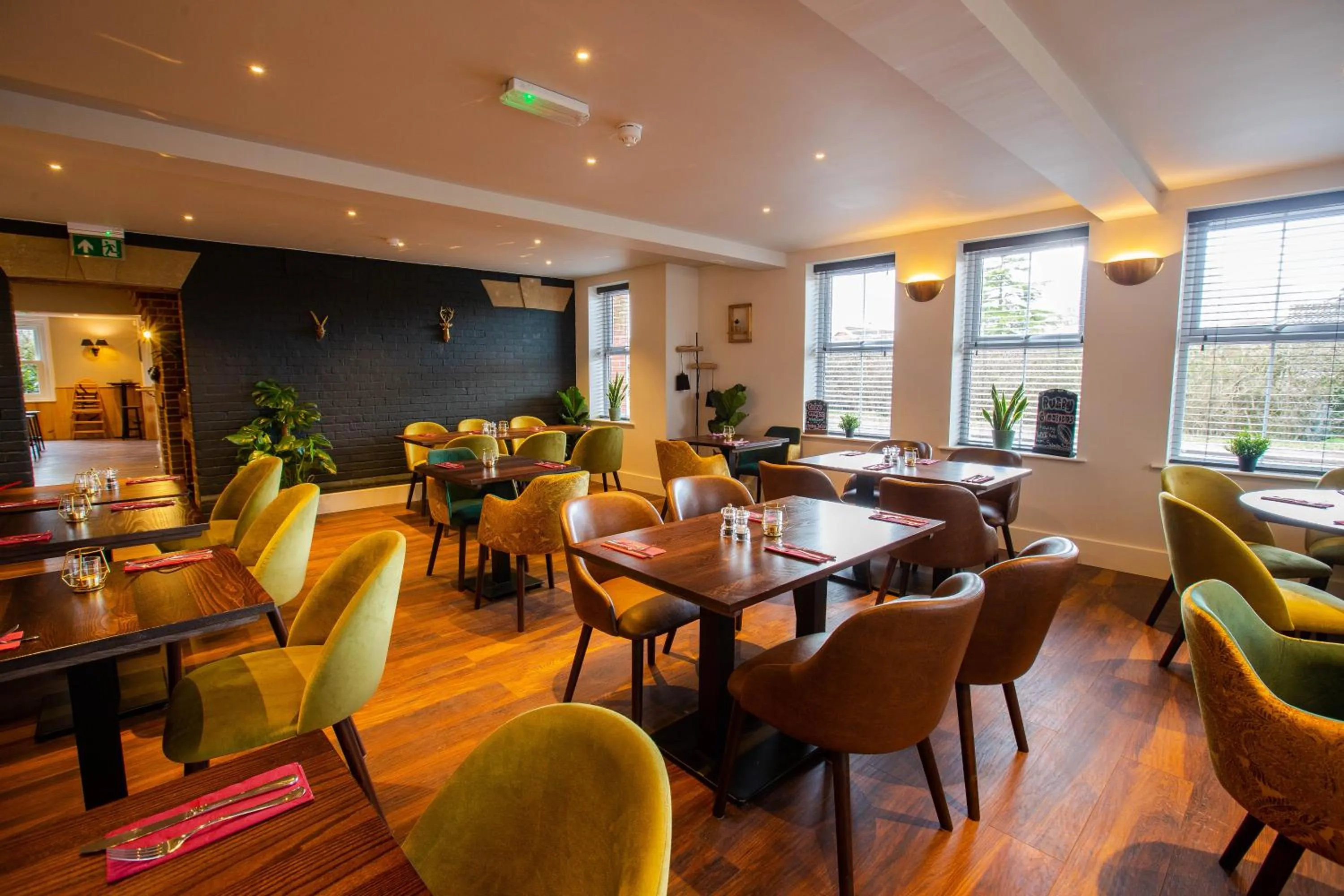 Restaurant/places to eat in Woodfalls Inn