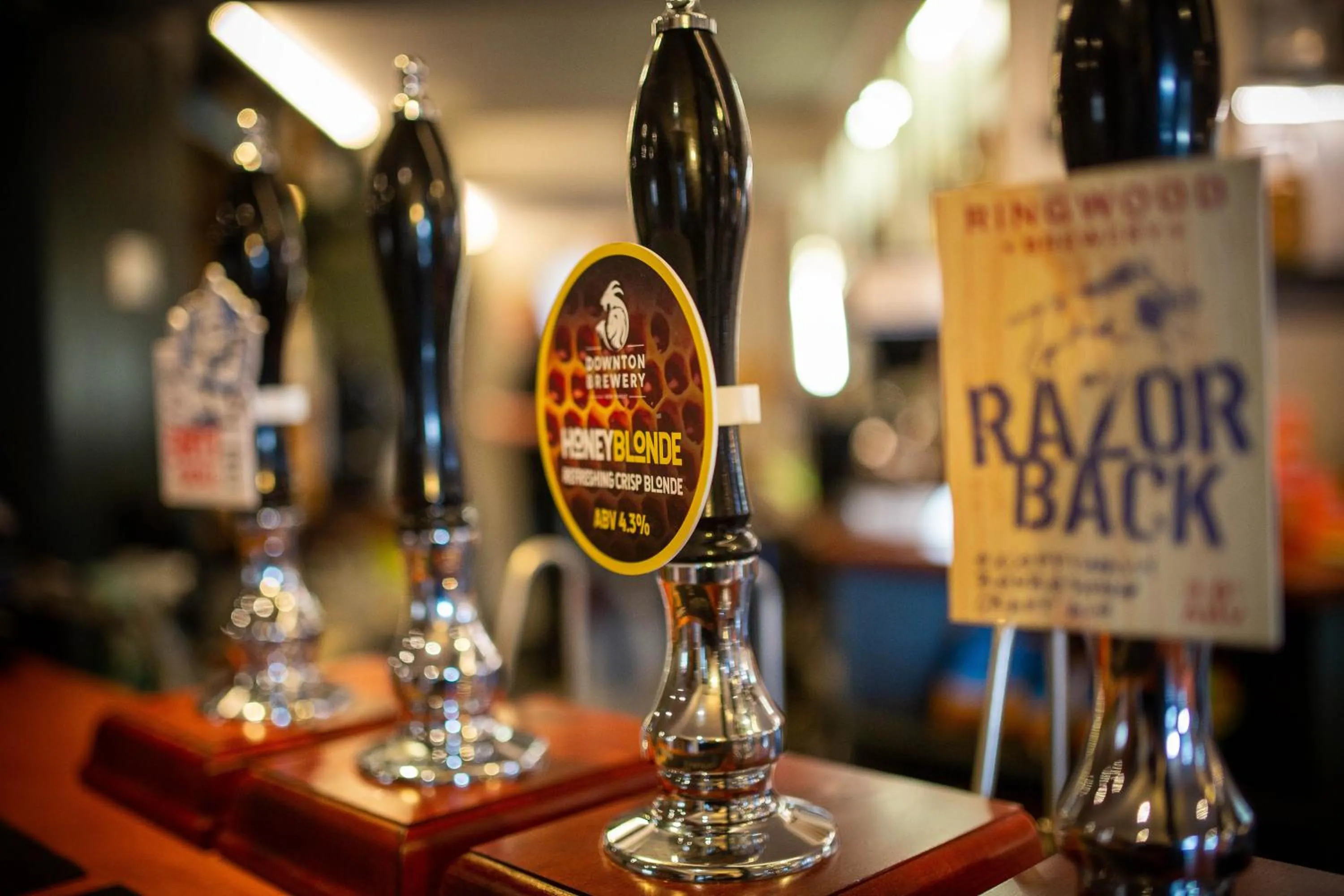 Lounge or bar in Woodfalls Inn