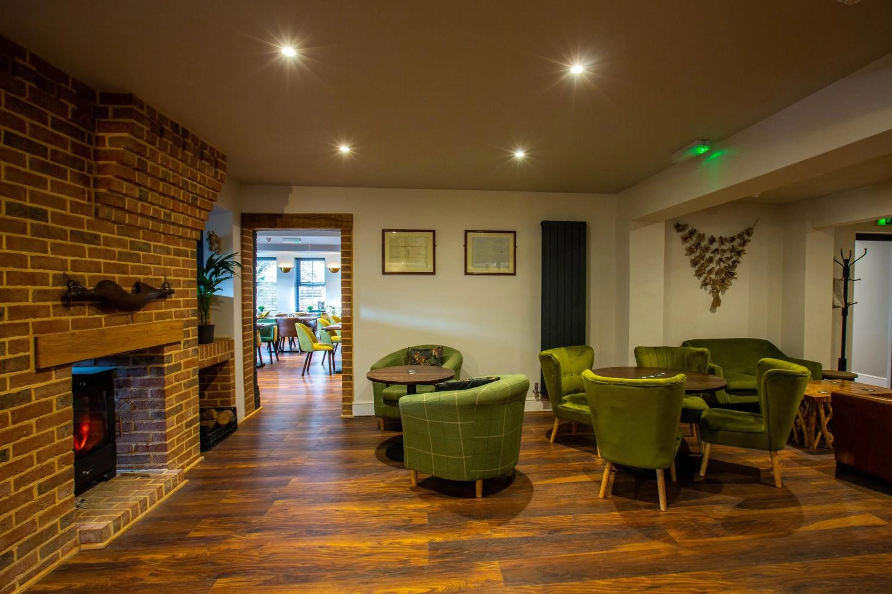 Lounge or bar in Woodfalls Inn