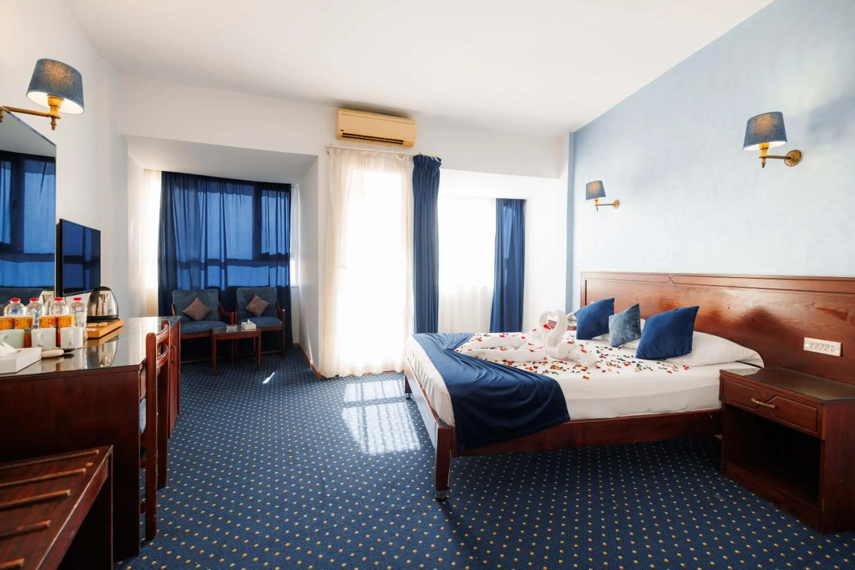 Bed in Amoun Hotel Alexandria Bed in Amoun Hotel Alexandria