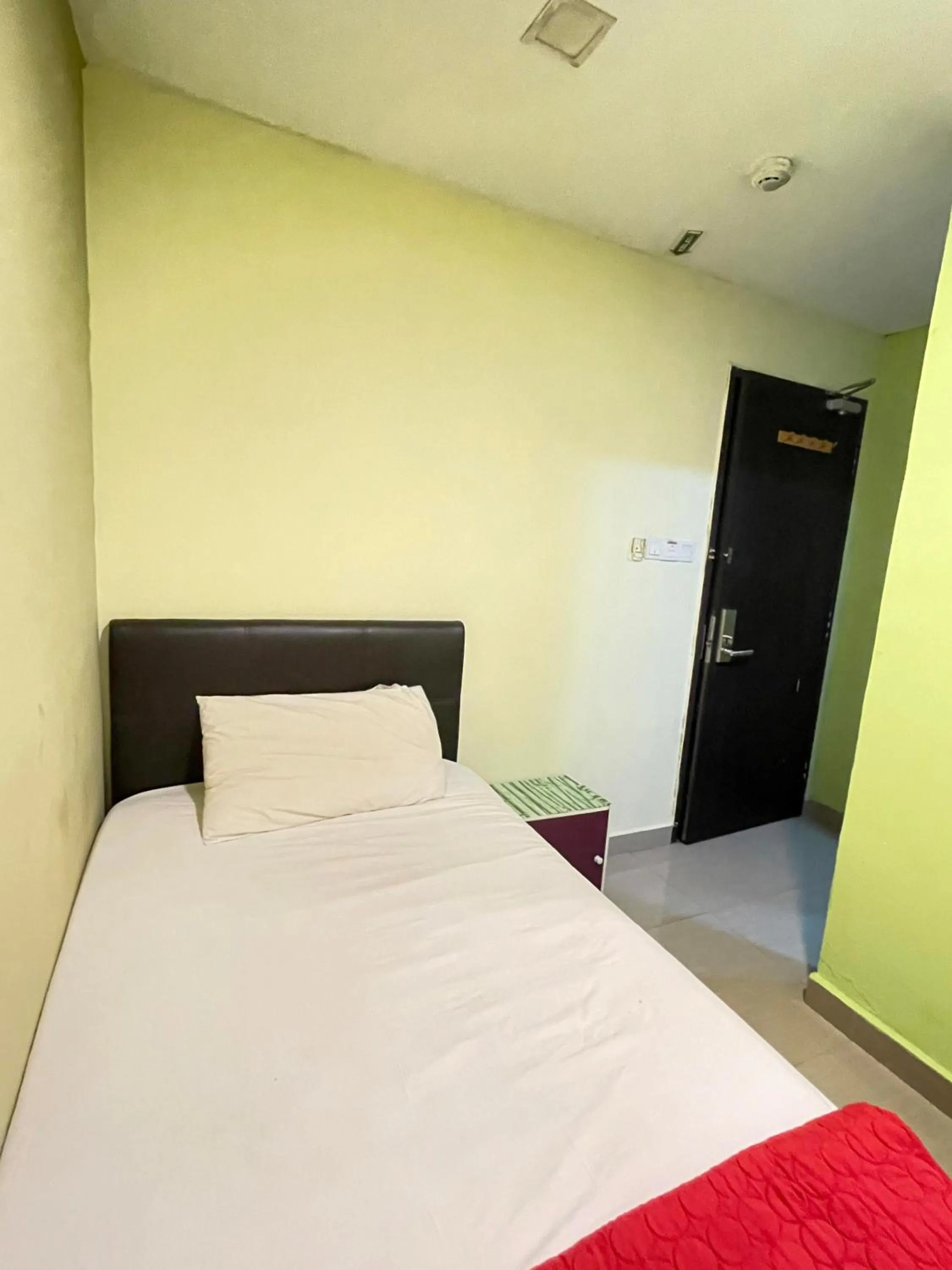 Bedroom, Bed in Hotel Rim Global Subang