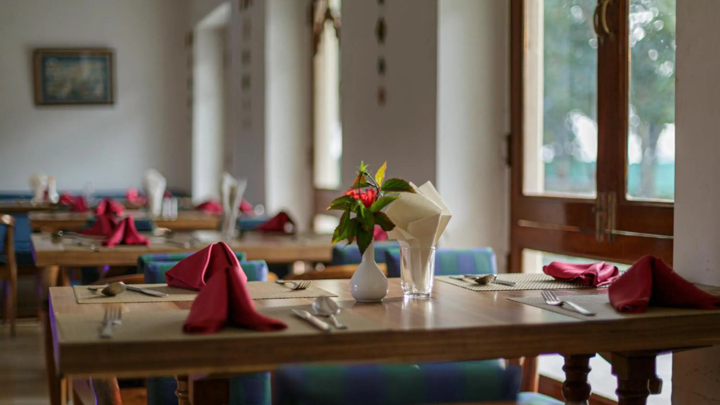 Restaurant/places to eat in The Chitvan Resort Restaurant/places to eat in The Chitvan Resort